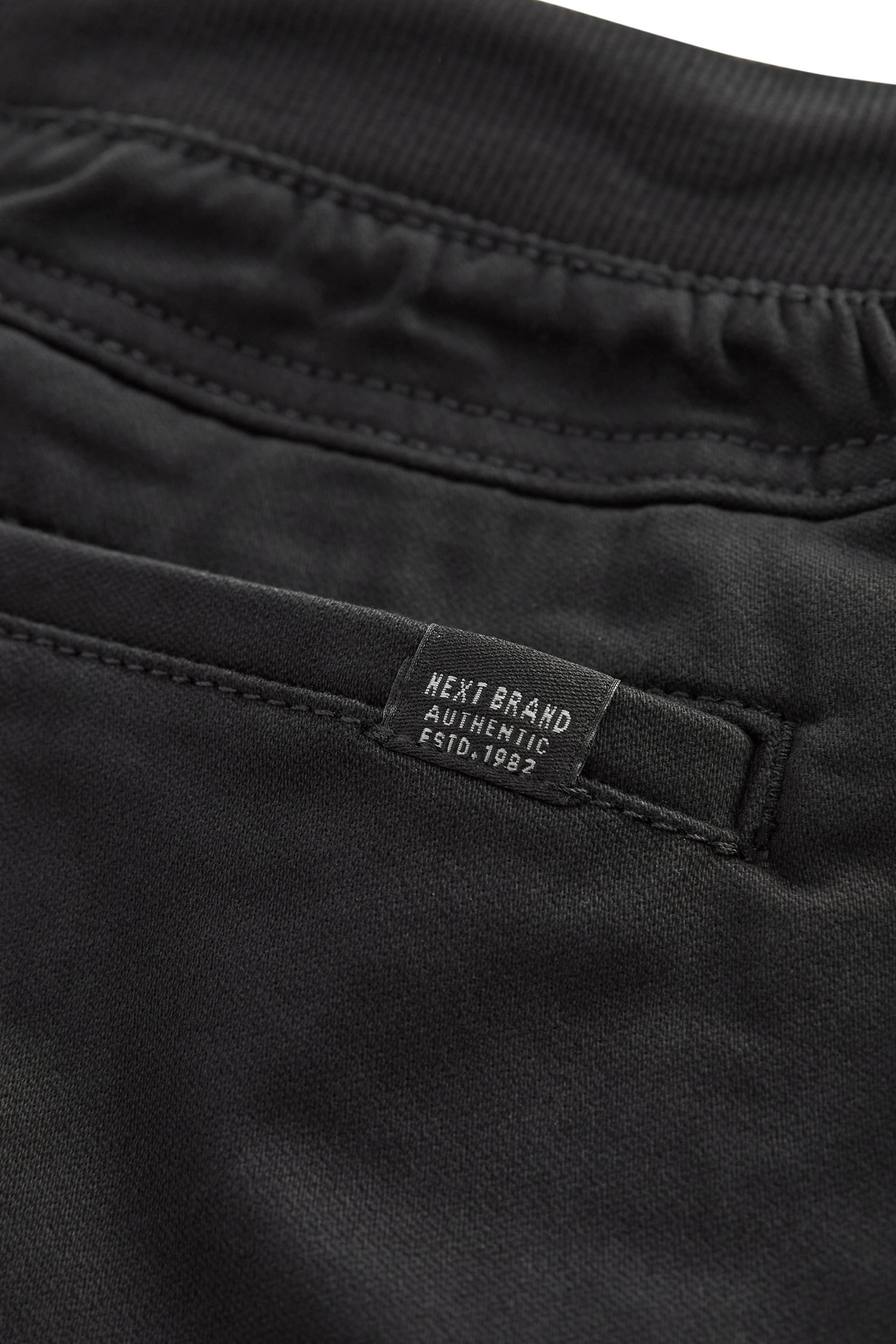 Next Schlupfhose Schlupfhose mit geripptem Bund (1-tlg)
