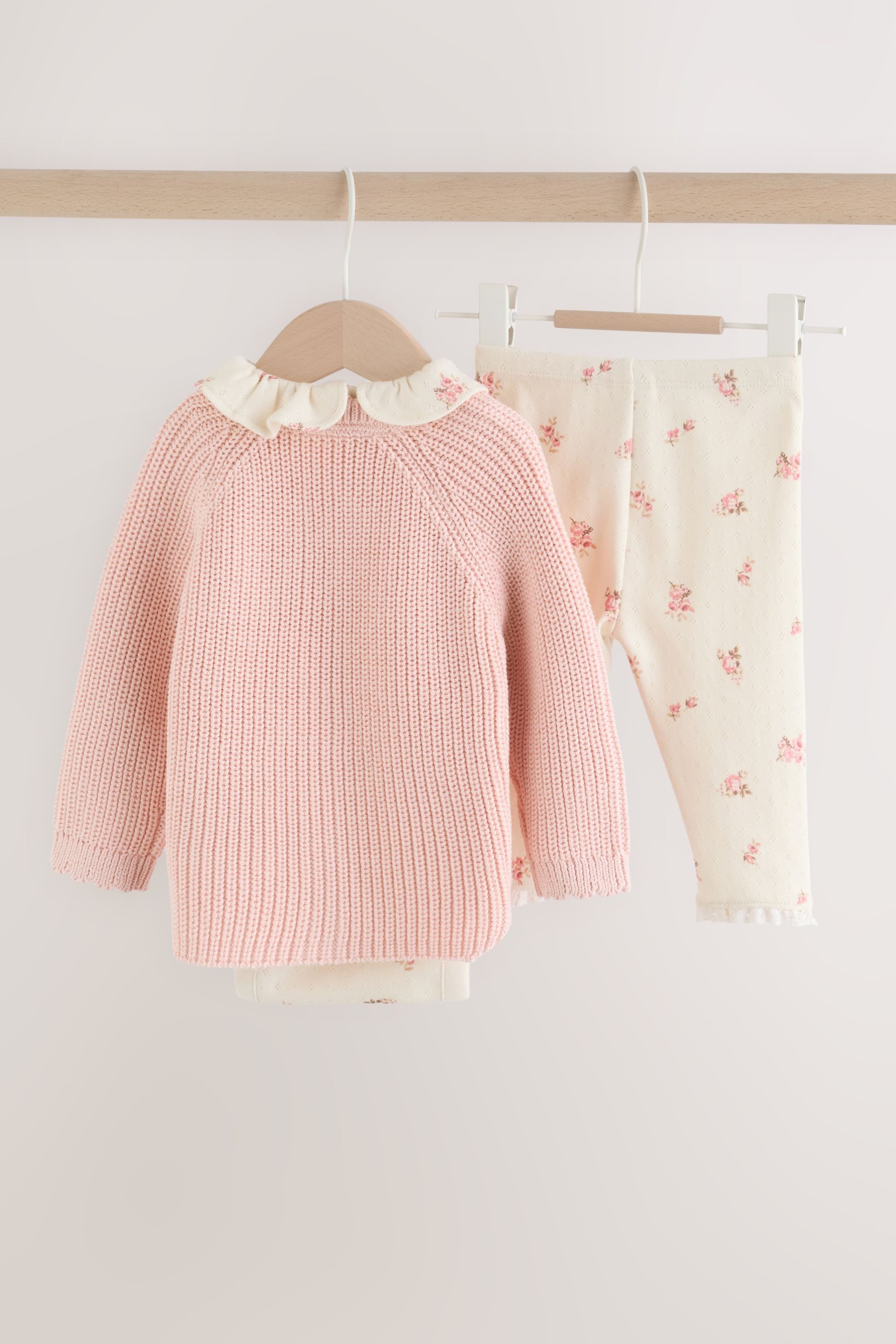 Next Body & Leggings 3-teiliges Baby Set mit Strickjacke (3-tlg)