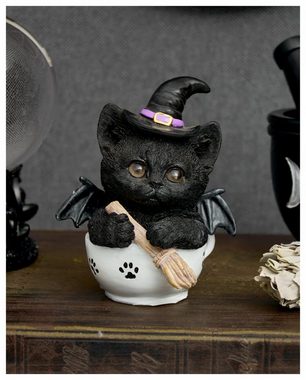 Horror-Shop Dekofigur Schwarze Kätzchen mit Hexenhut & Hexenbesen in Tee
