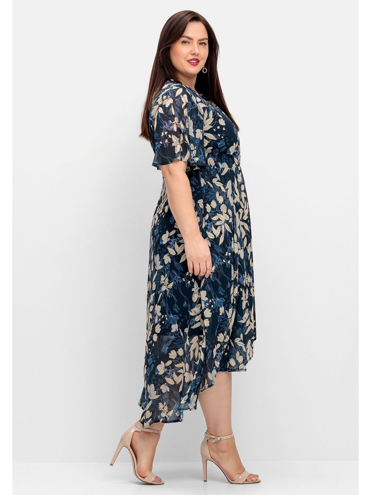 Sheego Abendkleid Große Größen aus Chiffon, in Wickeloptik