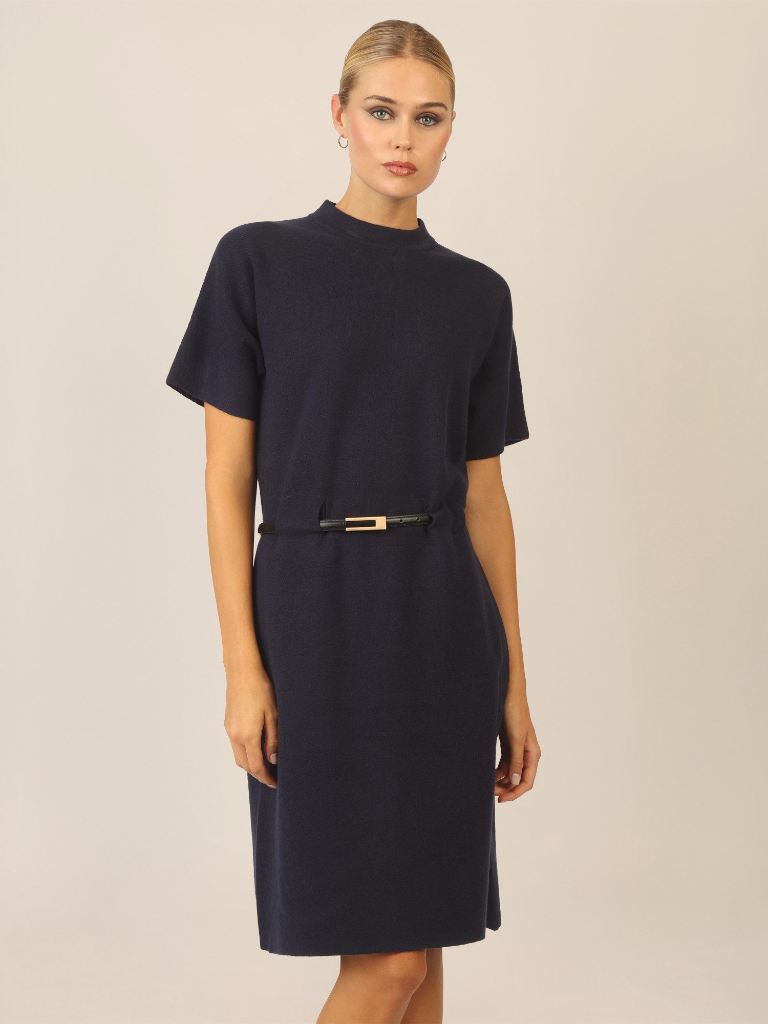 Apart Strickkleid und Stehkragen günstig online kaufen