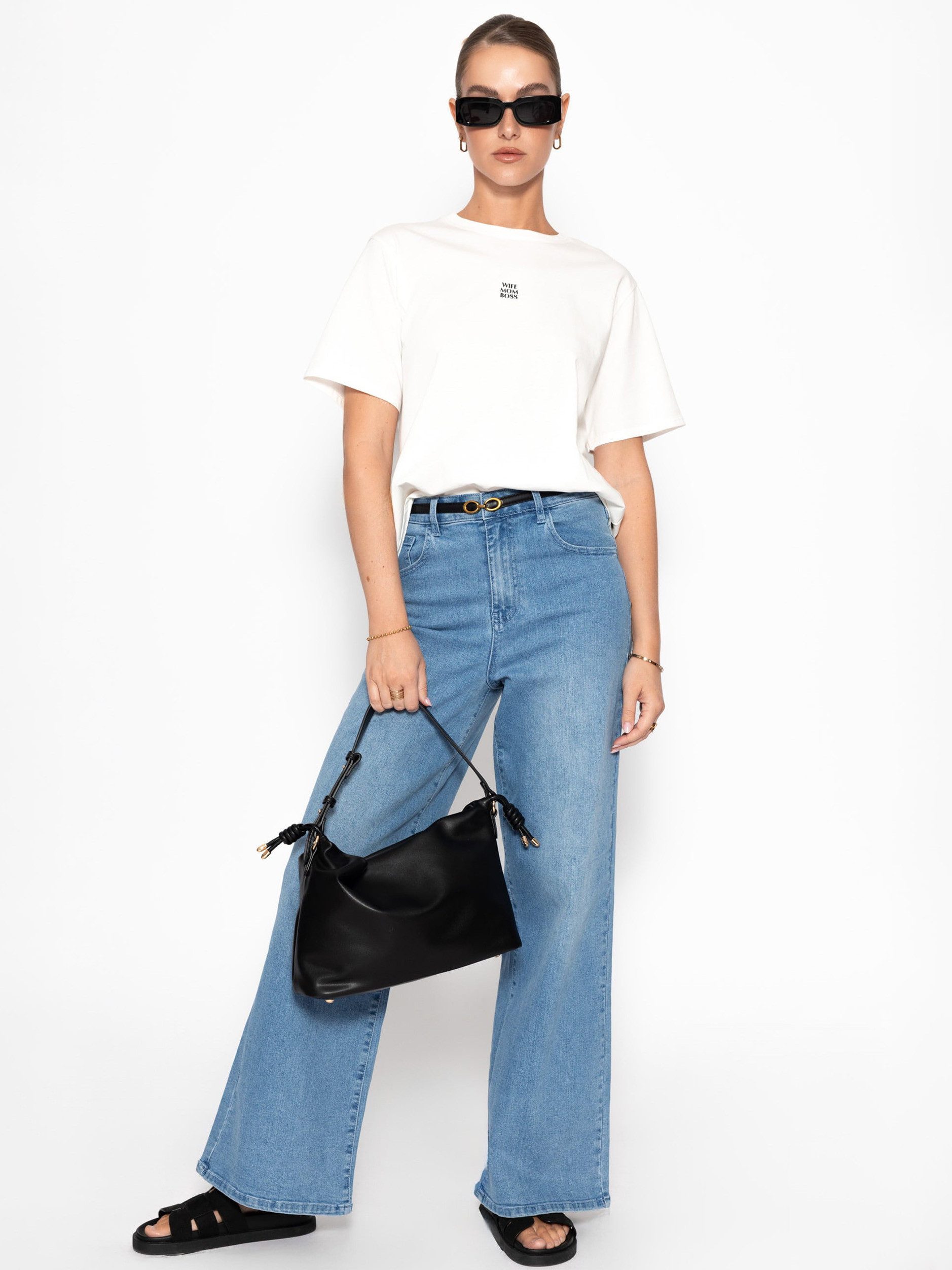 SASSYCLASSY Oversize-Shirt Lockeres T-Shirt Damen mit Rundhalsausschnitt Oversize T-Shirt aus Baumwolle mit dezentem Print Offwhite
