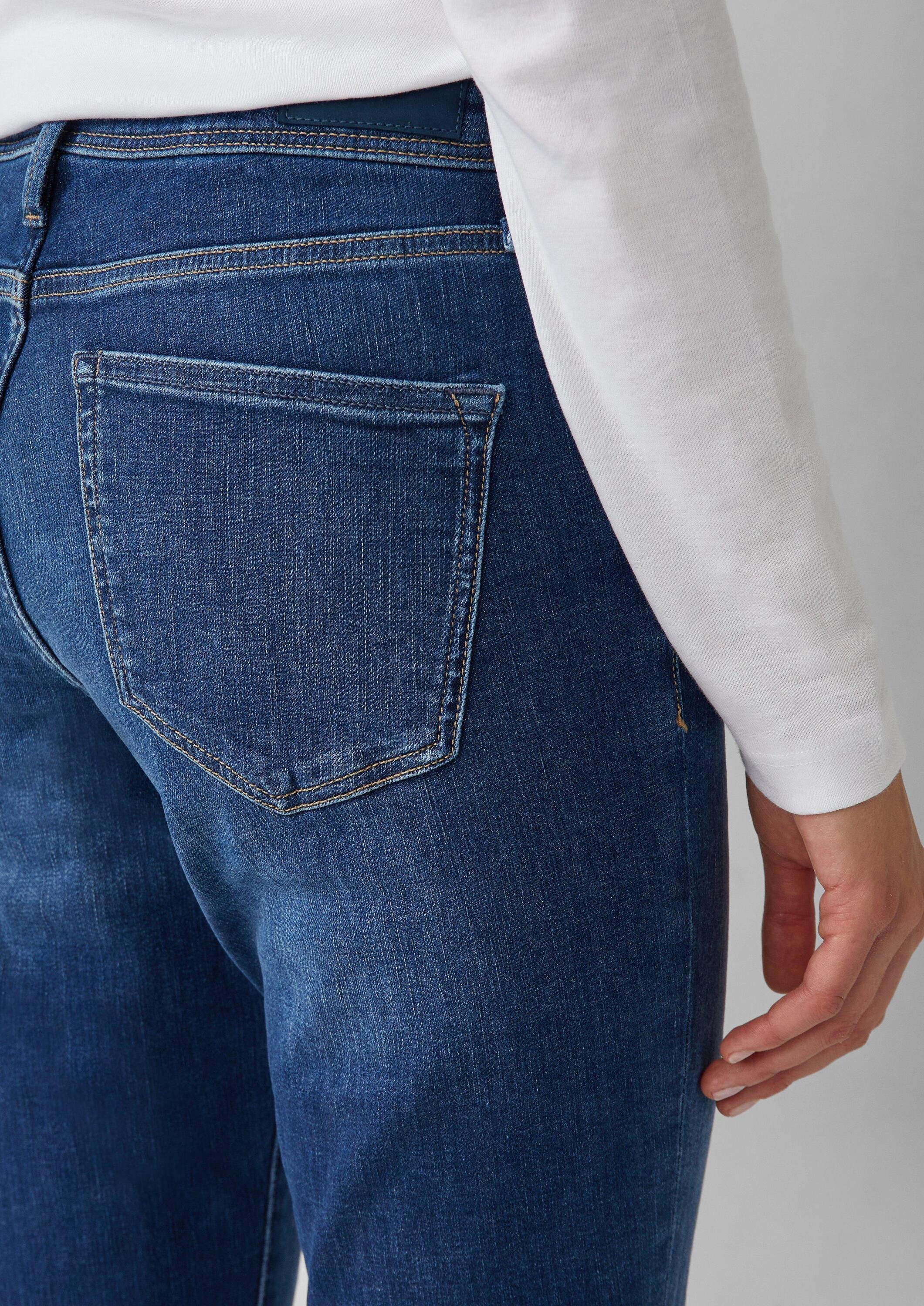 s.Oliver Bootcut-Jeans Jeans-Hose BEVERLY Jeans Beverly / Mid Rise / Bootcut Fit – Bild 4 von 5