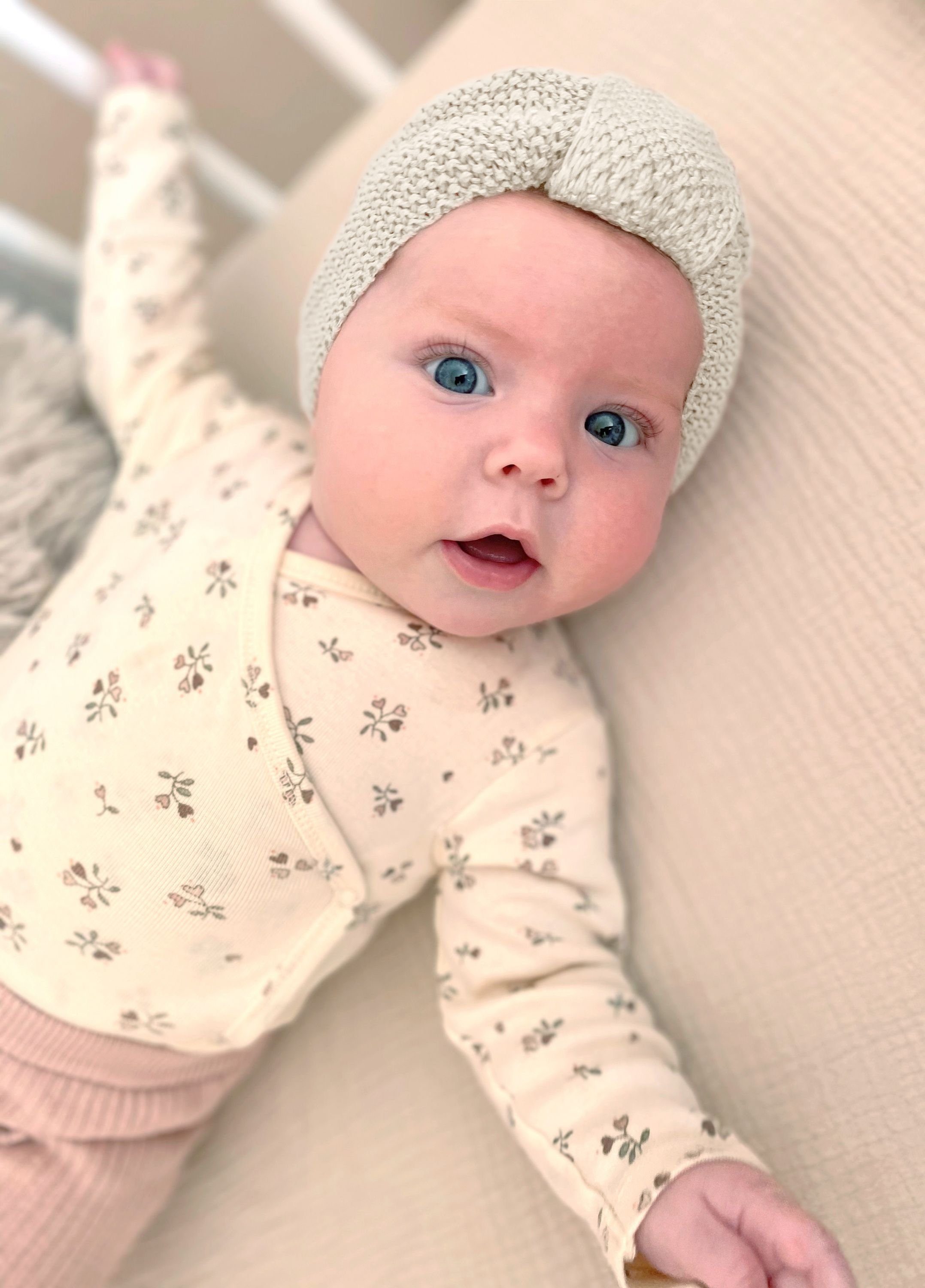 Nordic Coast Company Weiß Strickmütze Baumwolle Mädchen - Geschenk ab 100% Turbanmütze für Baby ideal Neugeborene Natur Turban Geburt als