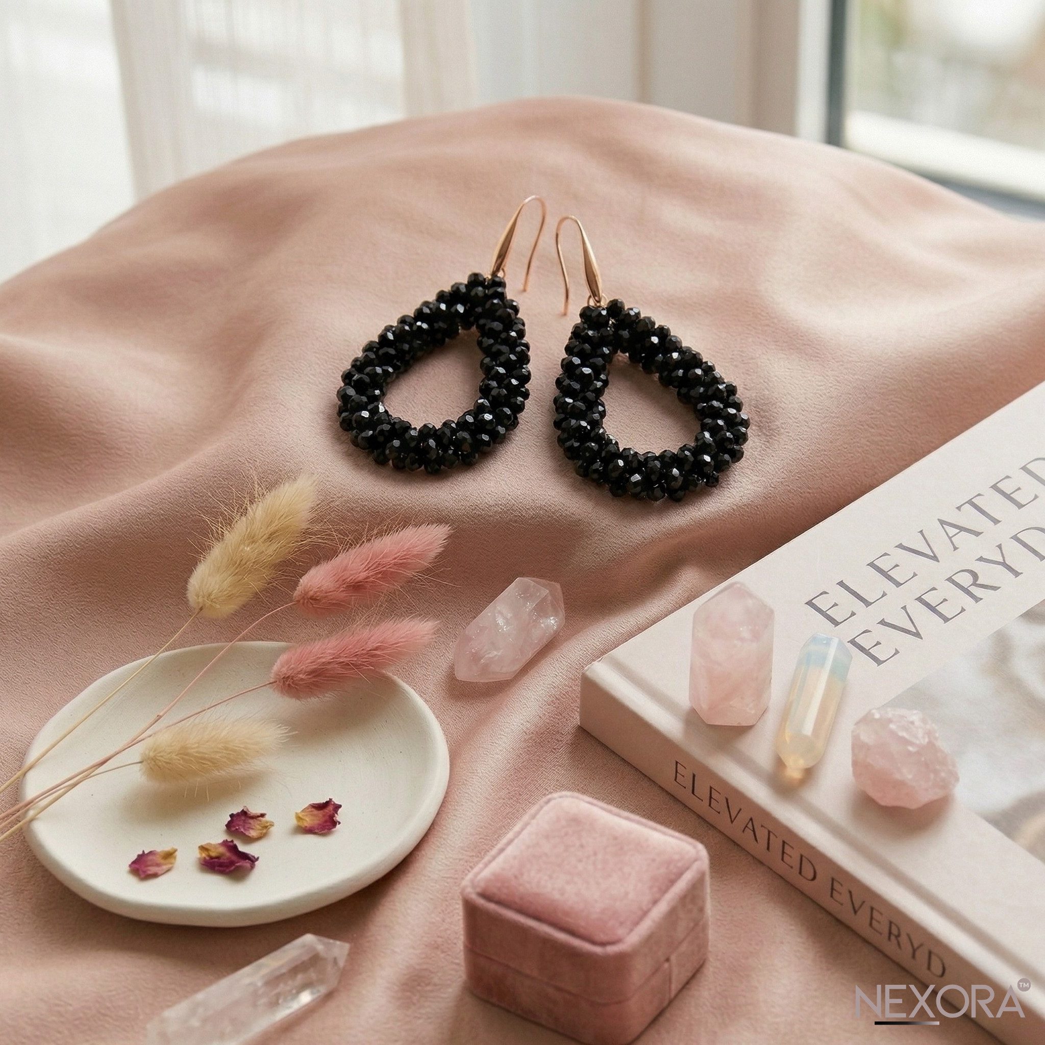 NEXORA Perlenohrringe Perlenohrringe Damen Boho Statement Tropfen Ohrringe (Paar, Paar), Perlenoptik, Tropfenform, goldfarbene Ohrhaken, leicht, elegant