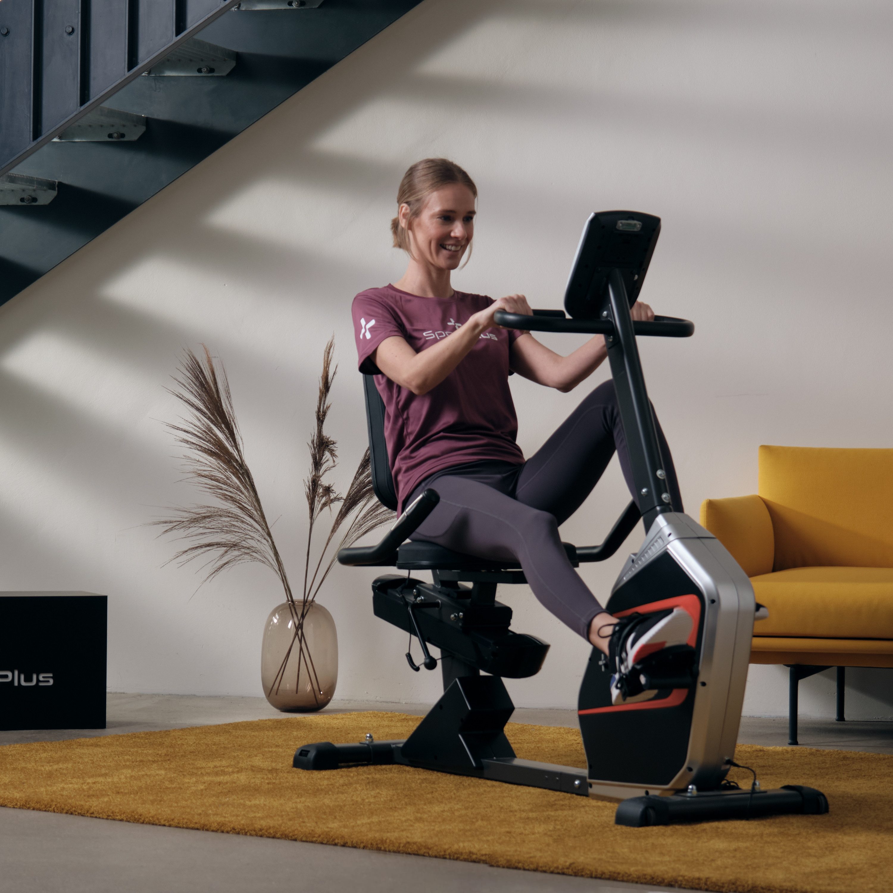SportPlus Heimtrainer SP-RB-9900-R-IE, Liegeheimtrainer, mit App Kompatibilität, 24 Widerstandsstufen