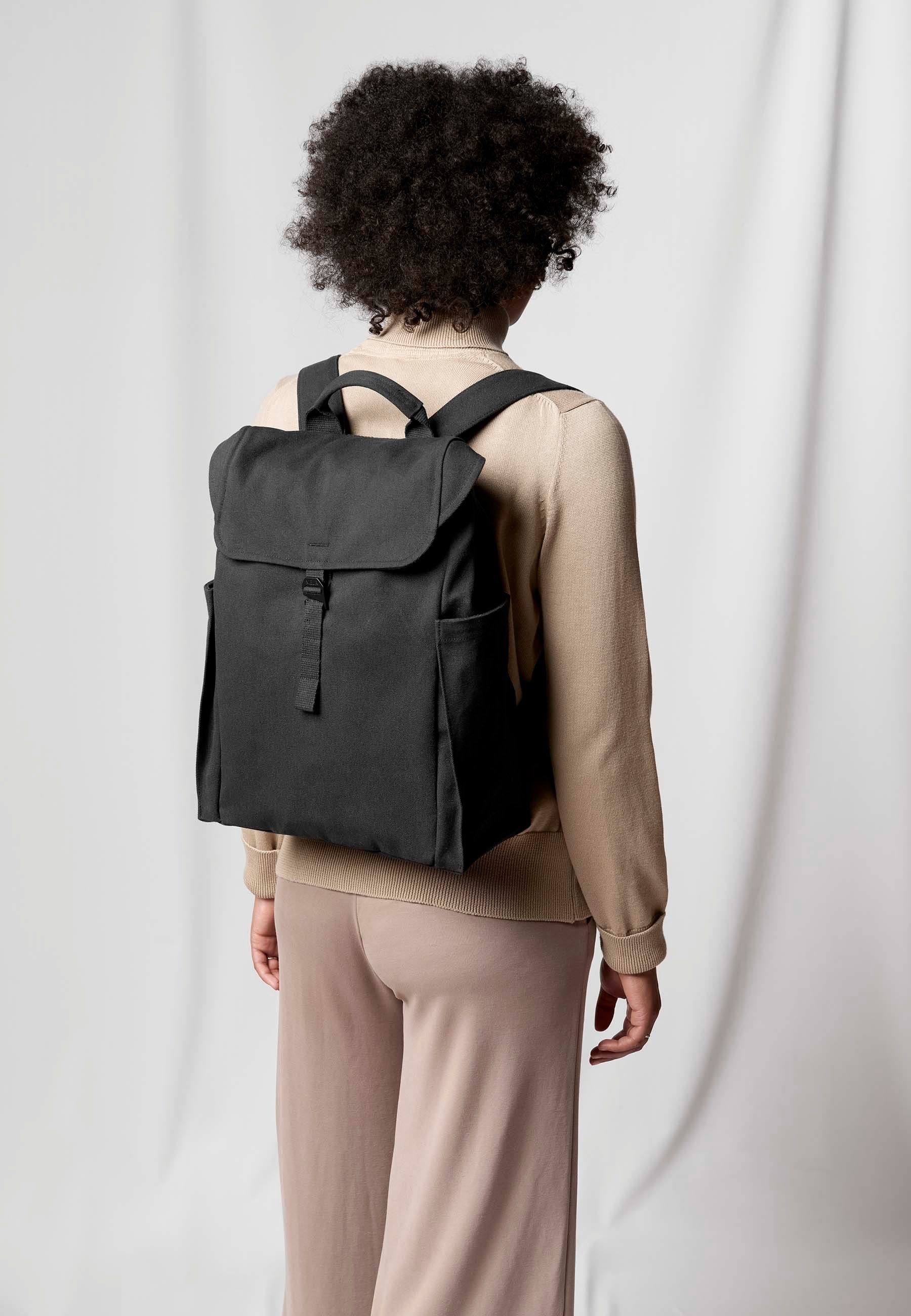 MELA Rucksack Rucksack MELA x dariadéh, extra abgetrenntes Laptopfach bis 13’’-15”