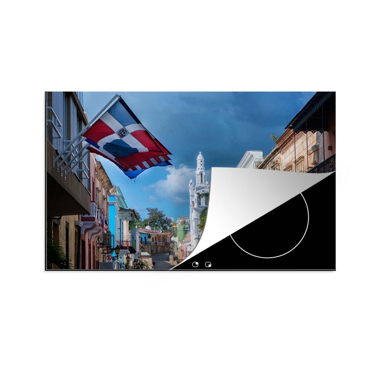 MuchoWow Herdblende-/Abdeckplatte hängender (1 Straße für 81x52 Vinyl, tlg), cm, die mit Induktionskochfeld Blick die der Ceranfeldabdeckung über Schutz Flagge küche, Dominikanischen