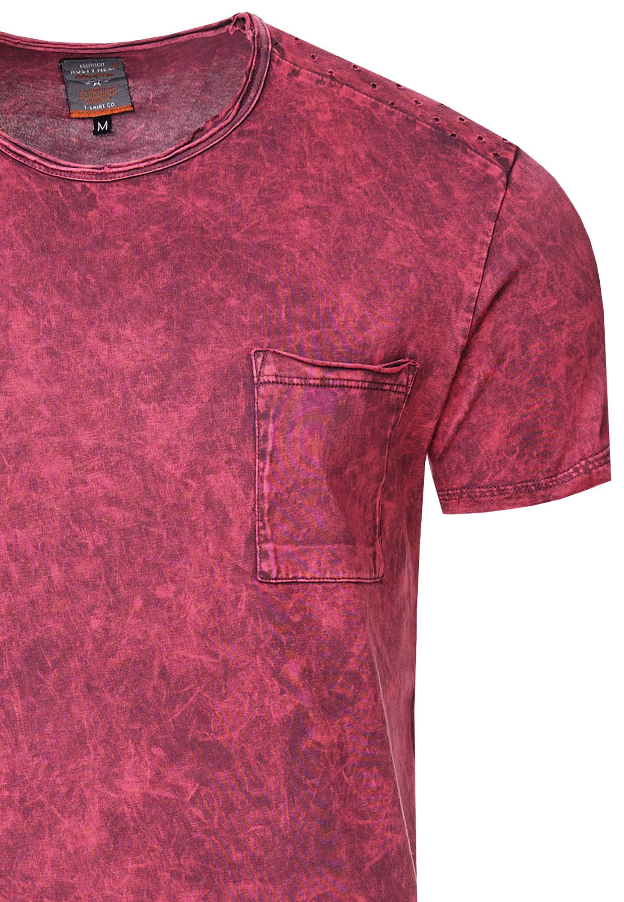 Rusty Neal T-Shirt mit toller bordeaux Musterung Brusttasche und
