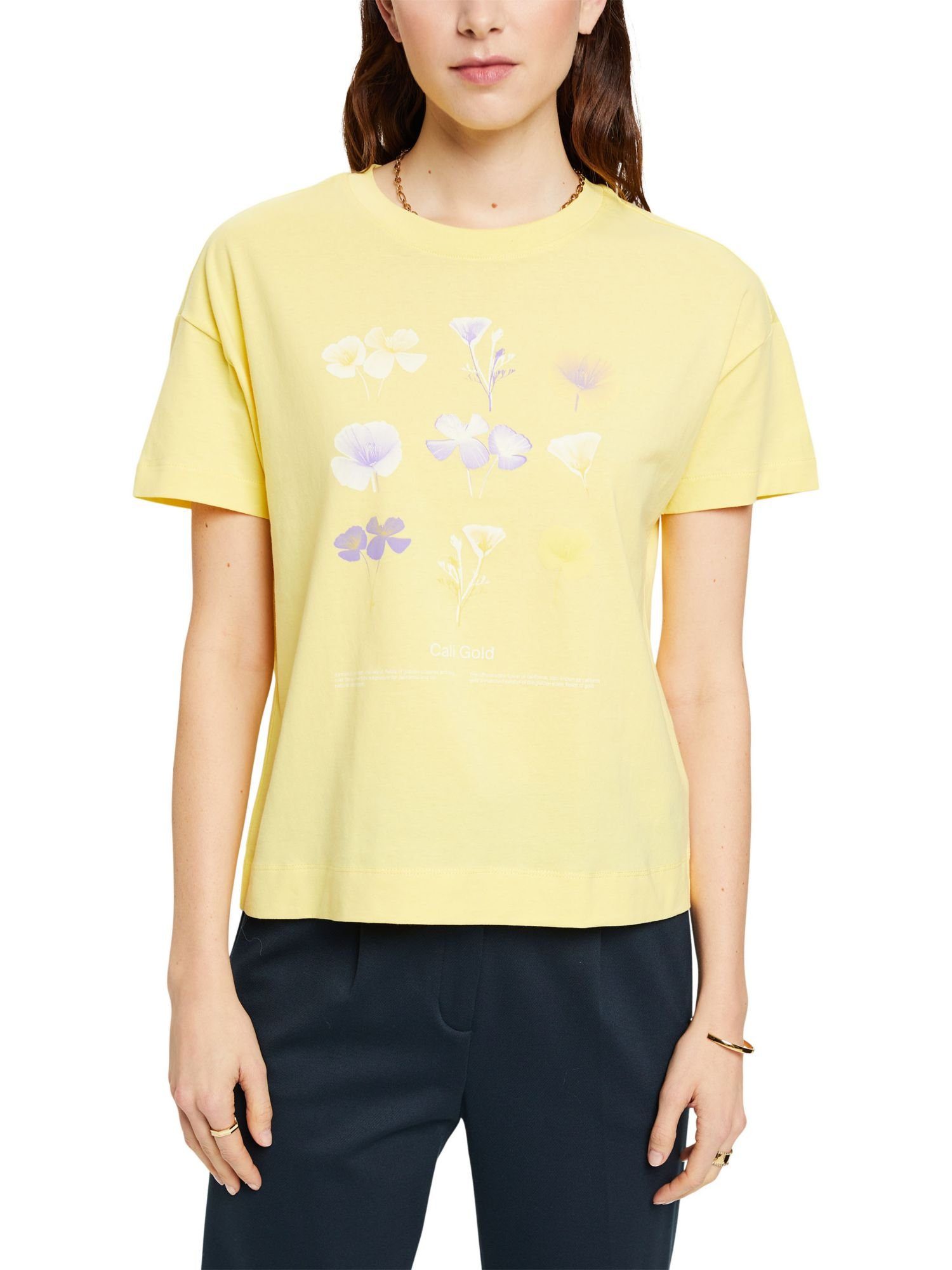 Print LIGHT T-Shirt der Esprit mit floralem auf (1-tlg) edc by YELLOW T-Shirt Brust