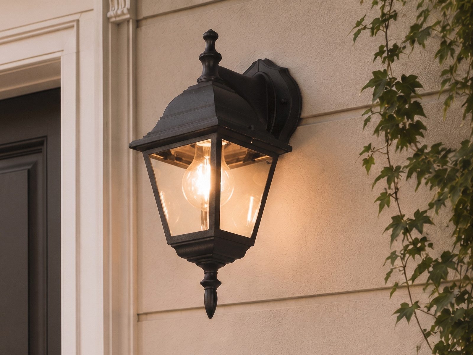 TRIO Leuchten LED Außen-Wandleuchte Landhausstil Laterne stehend Höhe 34cm, LED wechselbar, warmweiß, Außenleuchte zur Fassadenbeleuchtung, E27 Außenlampe Wand-Laterne