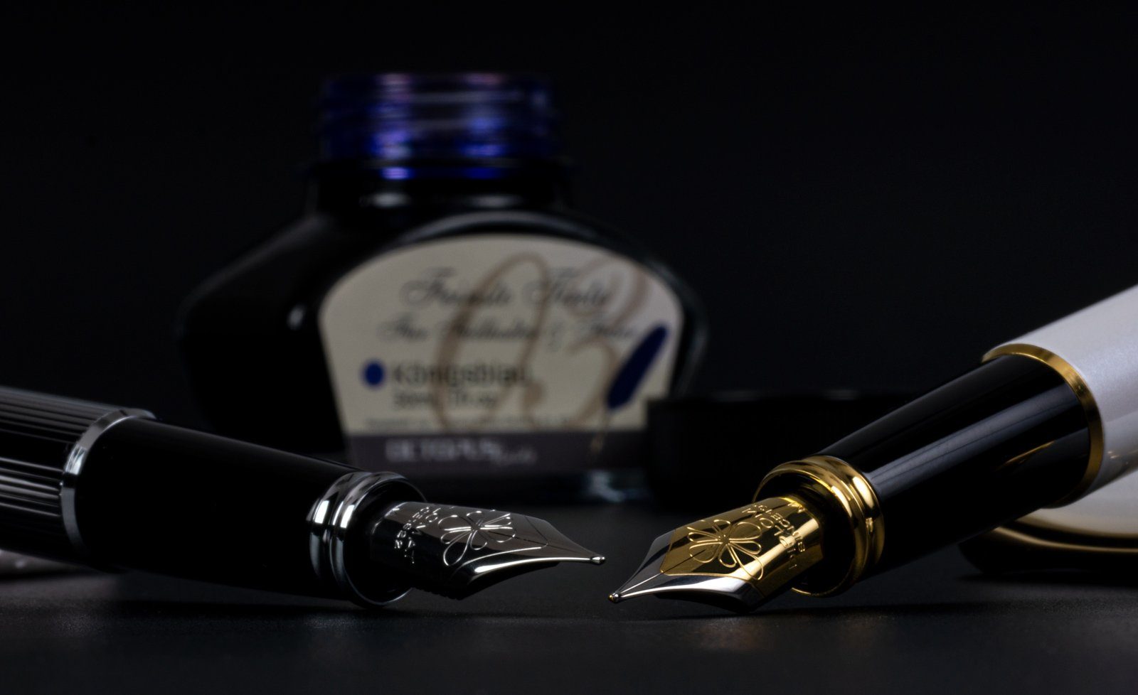 DIPLOMAT Füllhalter Füllhalter Diplomat Excellence A2 Evergreen vergoldet, Stärke M, (Füllhalter mit Tintenkonverter), MADE IN GERMANY