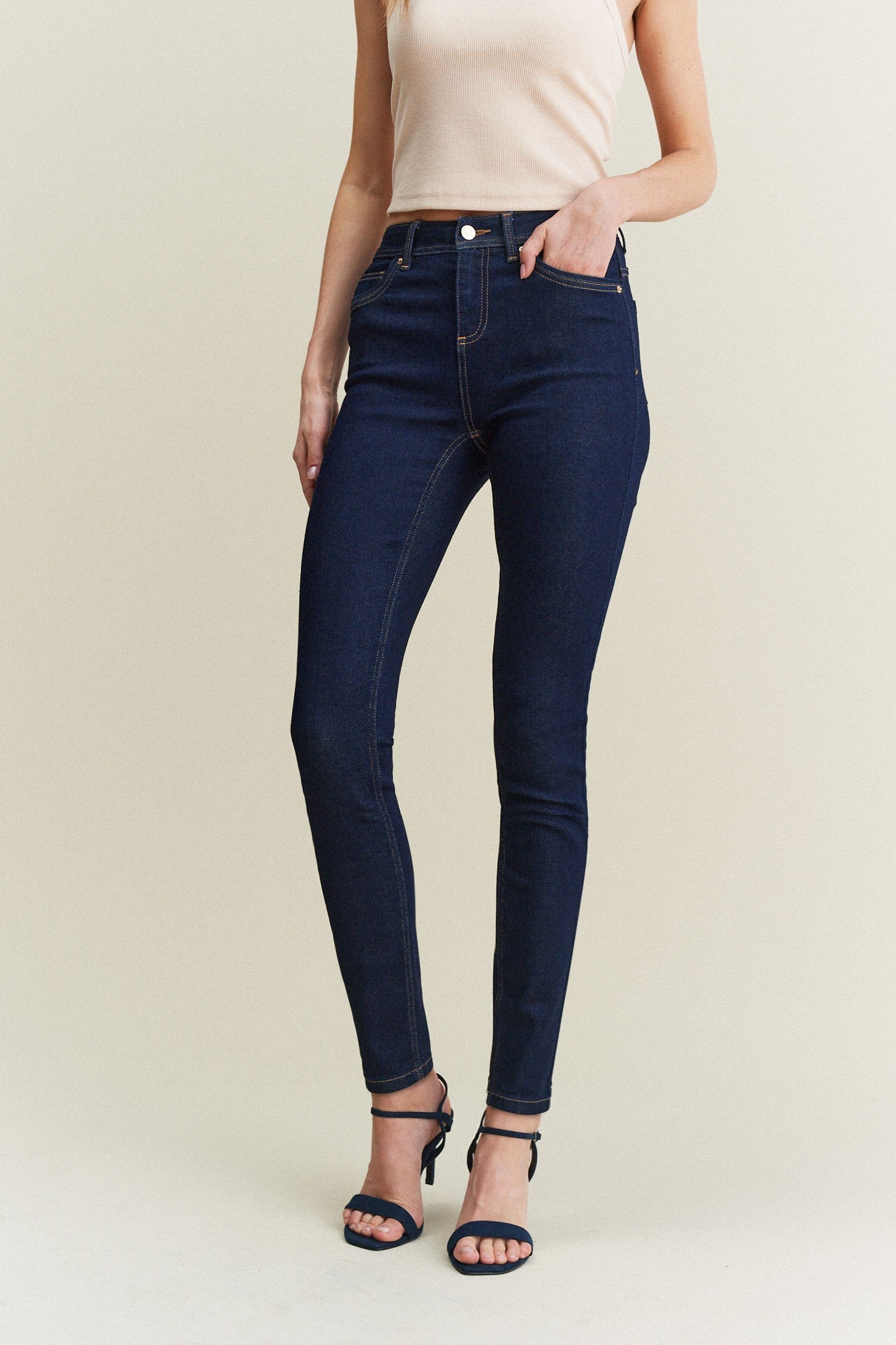 Next Skinny-fit-Jeans Superweiche Skinny Jeans (1-tlg)