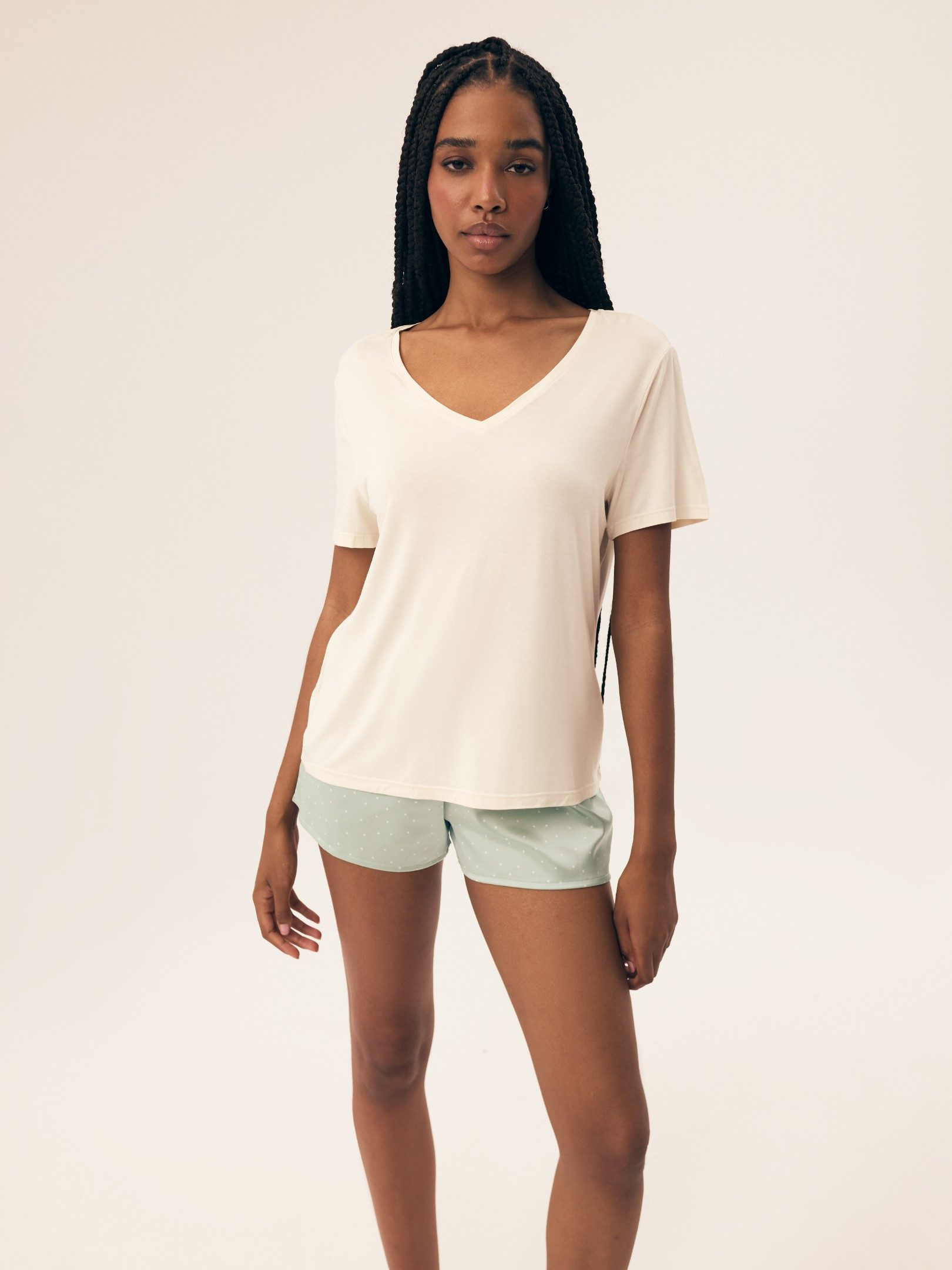 Pyjama Schlafanzug Shorty aus Satin Kurzarm mit V-Ausschnitt klassisch Renne