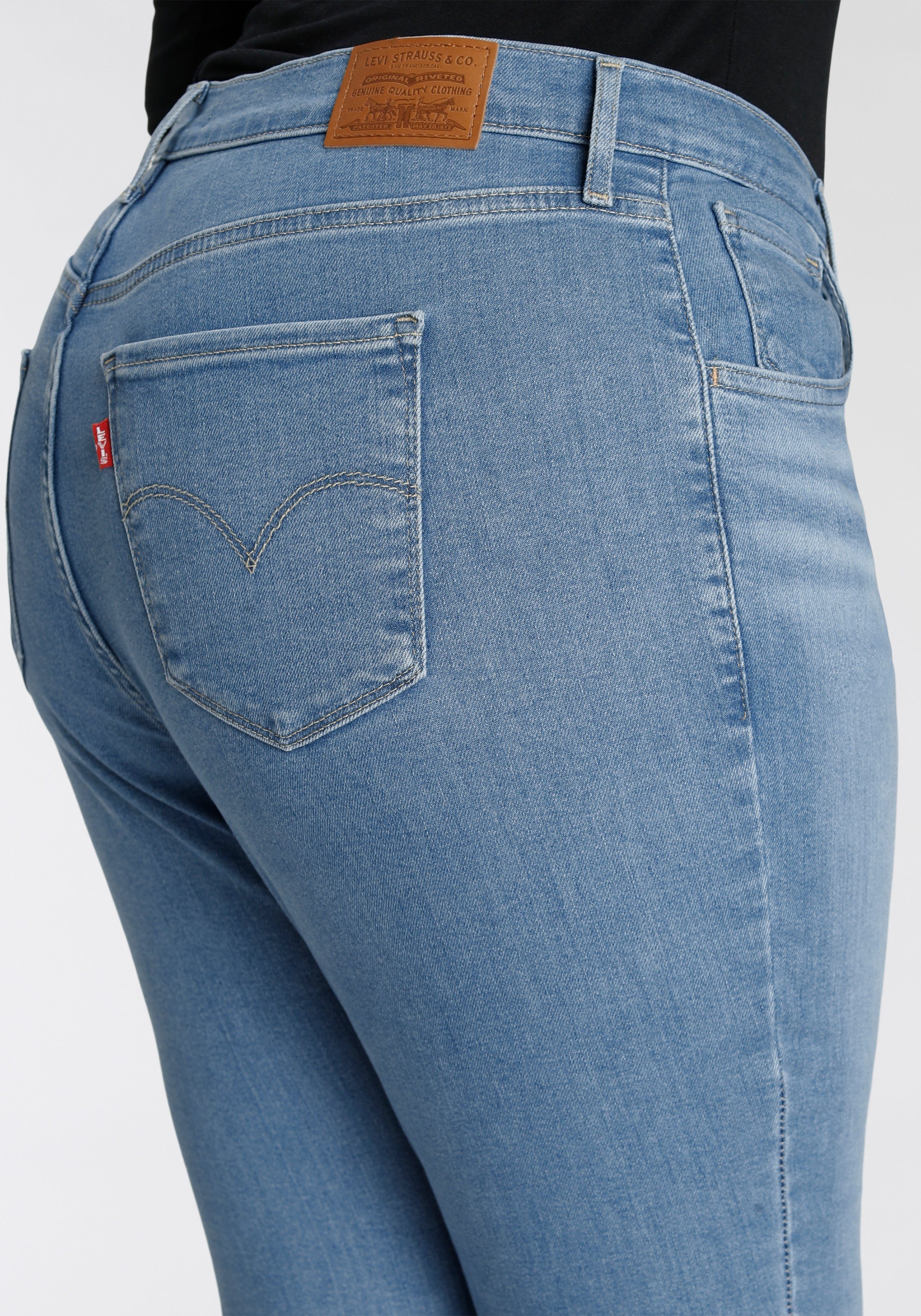 Leibhöhe indigo Skinny-fit-Jeans mit light Plus High-Rise 720 Levi's® hoher