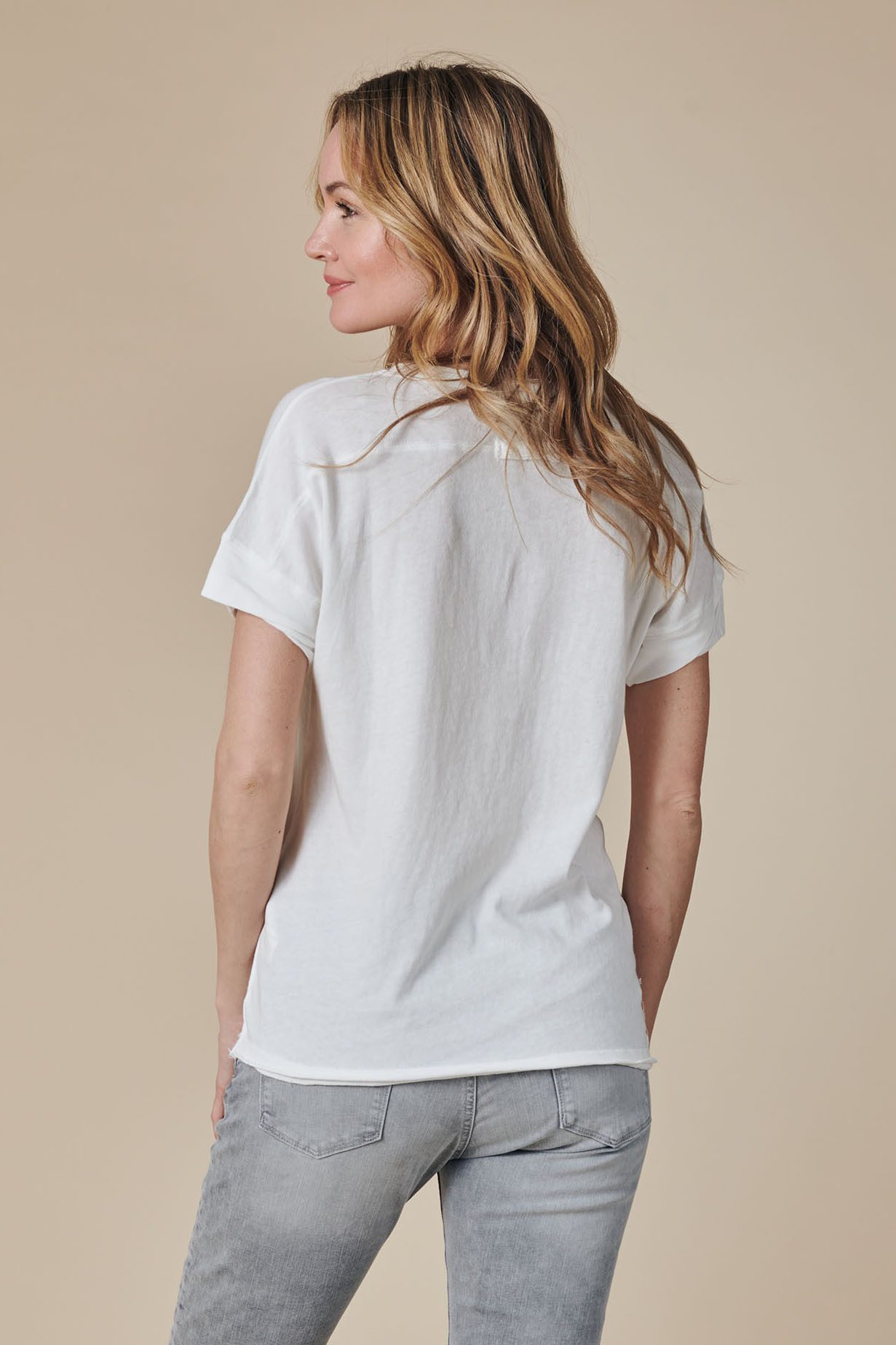 Zhrill T-Shirt ZHRAHEL Regular Fit, hüftlange Schnittform, Kurzarm – Bild 3 von 4