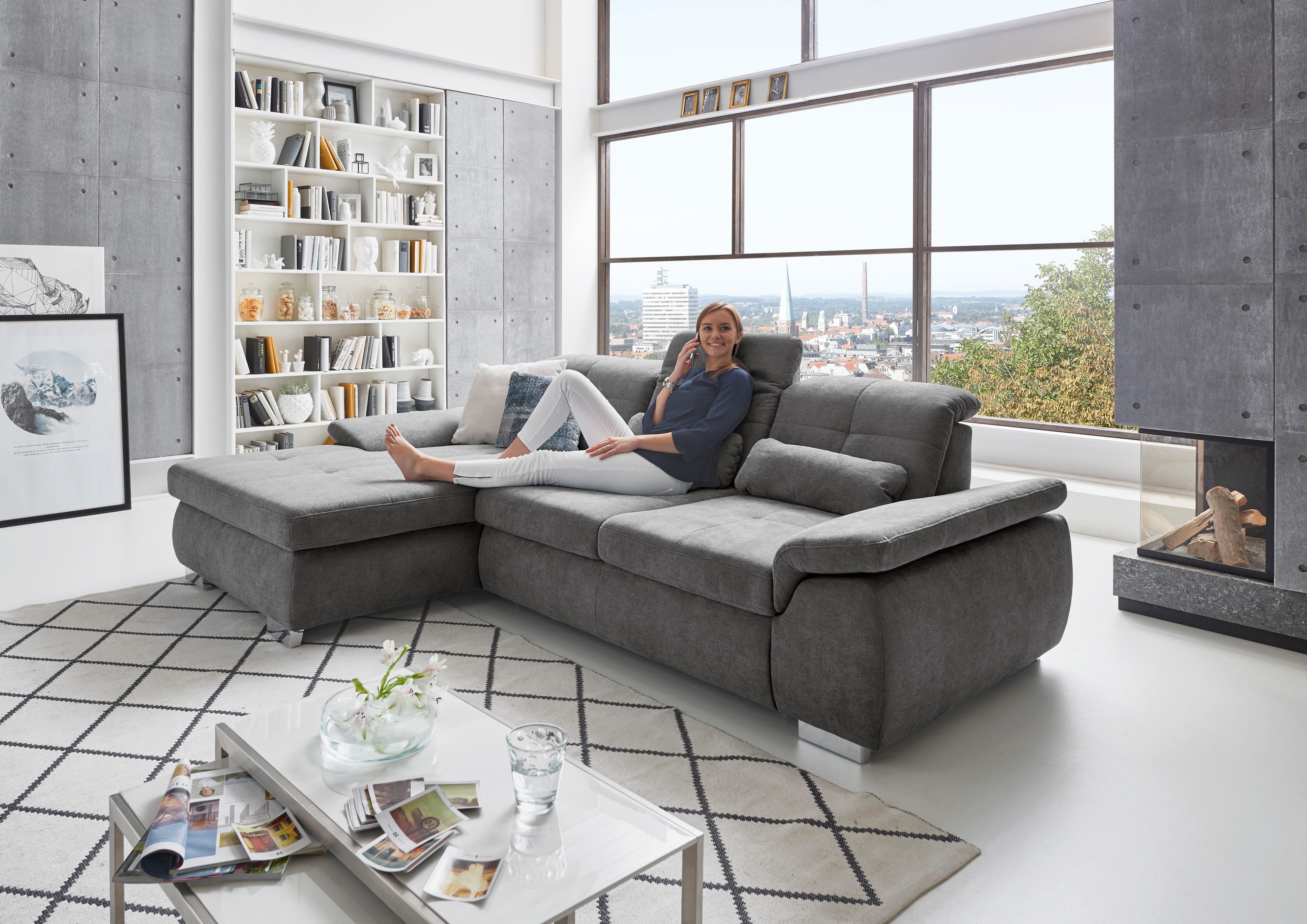 Die PlanBar Ecksofa MP-IN16037 L-Form, Breite 289 cm, mit Federkern-Polsterung, mit Sitztiefenverstellung & Zierkissen