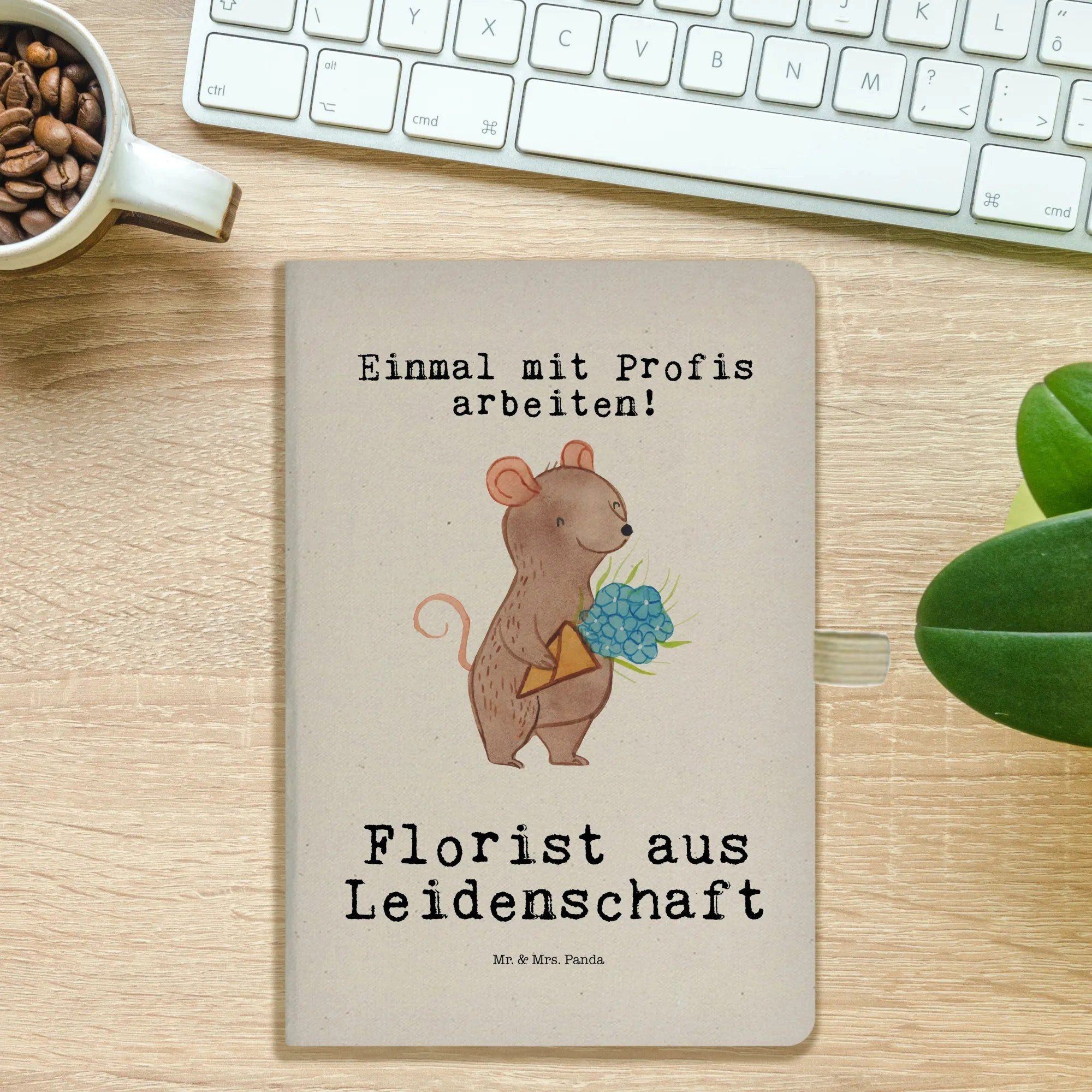 Thumbnail - Mr. & Mrs. Panda Notizbuch Florist Leidenschaft - Transparent - Geschenk, Arbeitskollege, Blumen Mr. & Mrs. Panda, Kreat...