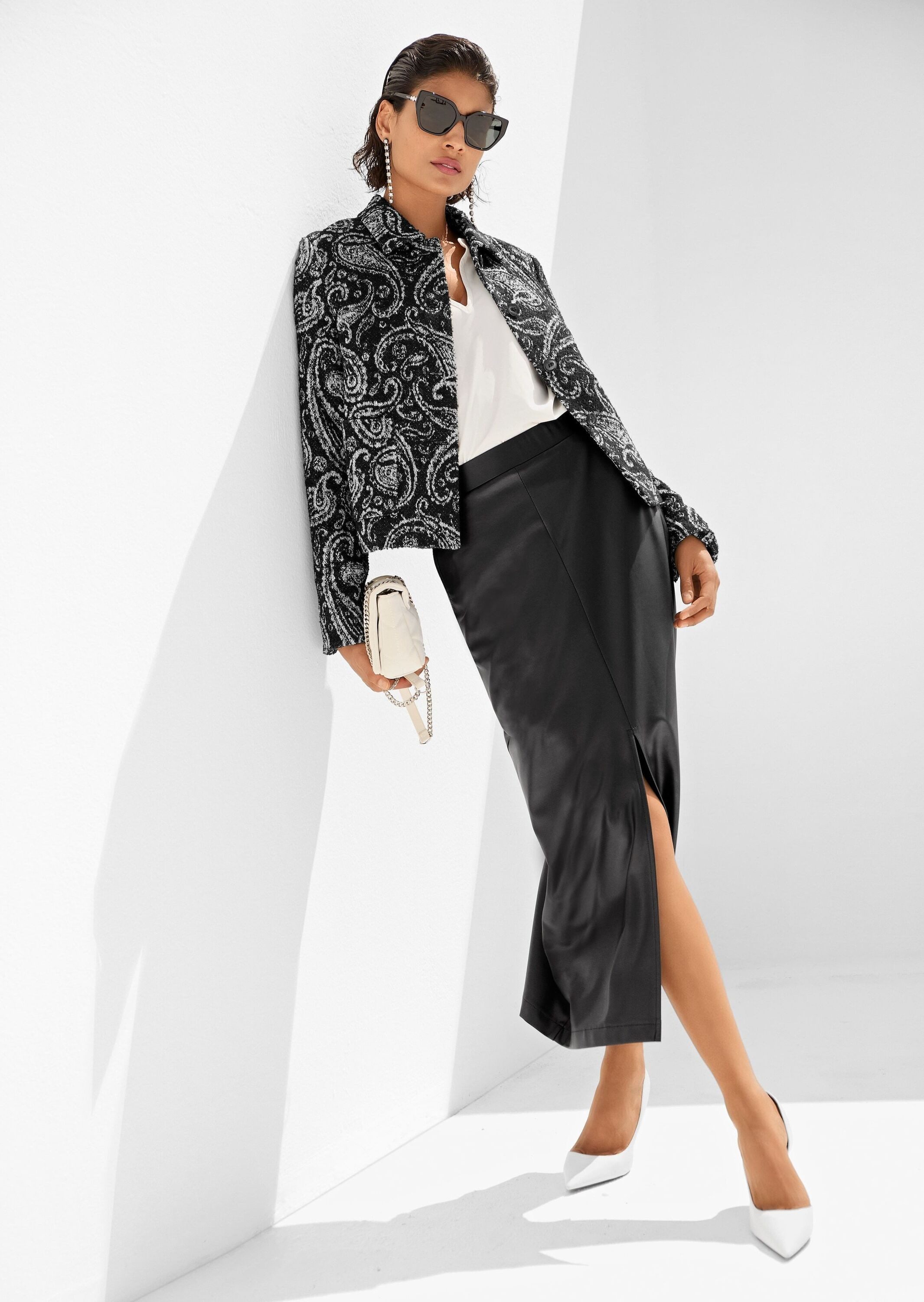 MADELEINE Maxirock Eleganter Rock aus Leder-Imitat Rock mit elegantem Schlitz, wadenlang