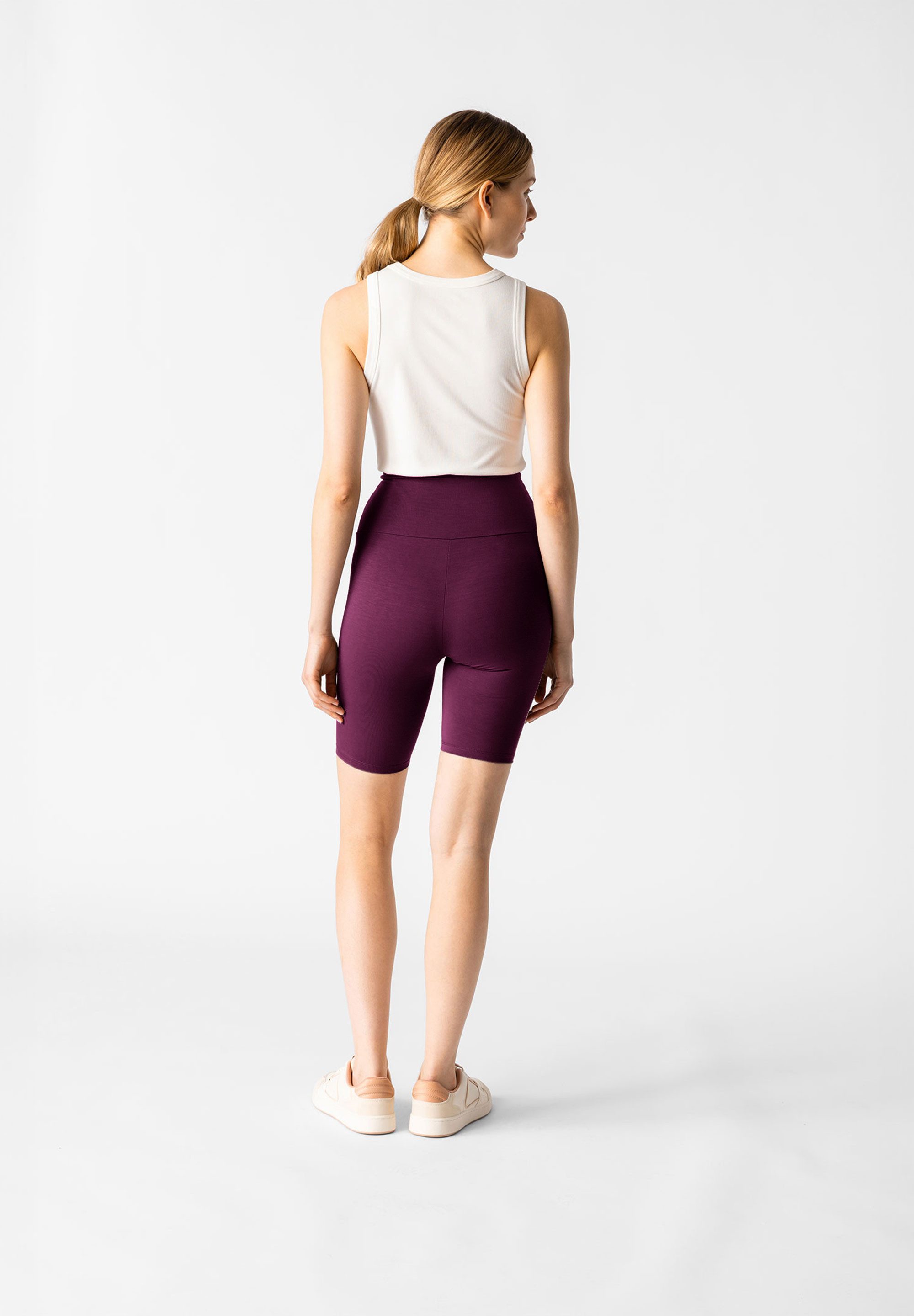 Les Lunes Shorts LUNA Short Leggings stützende, superweiche Bambusviskose, breiter dehnbarer Taillenbund