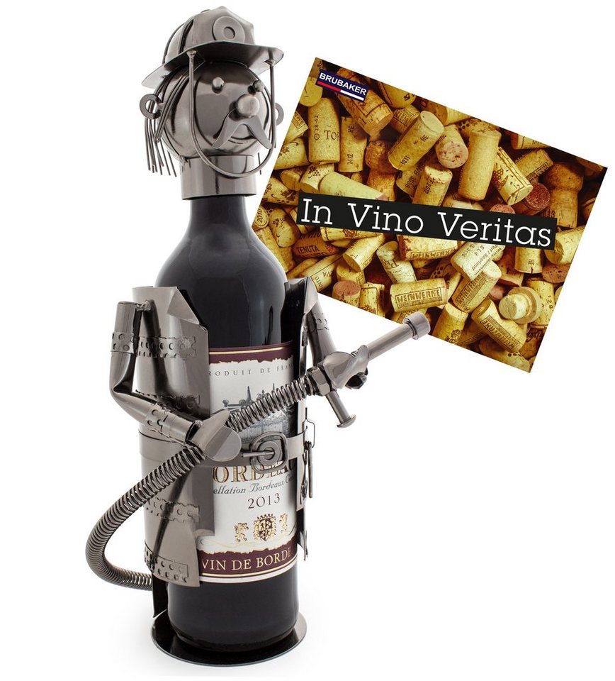 24cm x 18 x 15cmcm Größe: ca Dekorativer Weinhalter passend für jeden Anlass Flaschenhalter Metall Feuerwehrmann im Einsatz