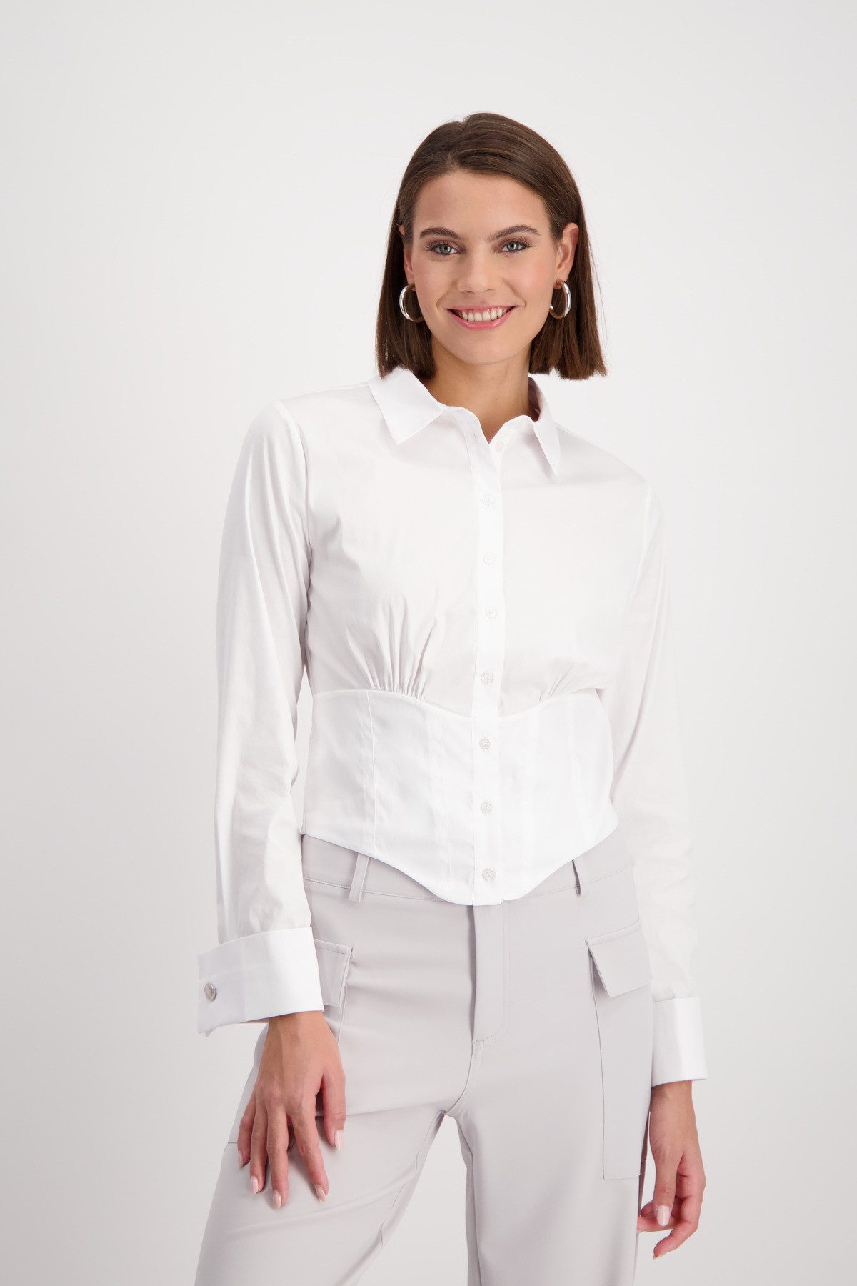 Klassische Bluse