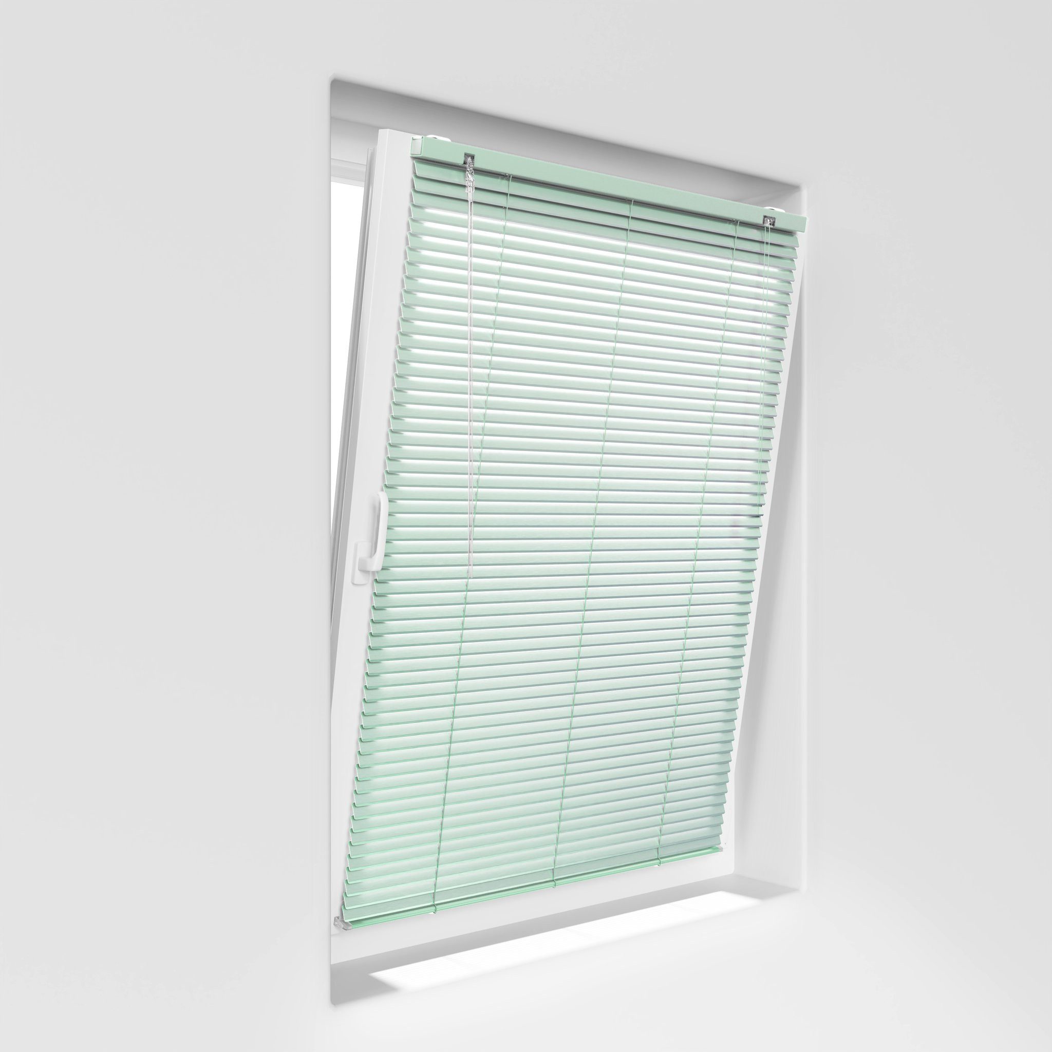 Victoria M. Jalousie Alu Jalousie 25 mm 50 x 130 cm Mondschein Grün LightLess Prime, mit Bohren, ohne Bohren, geklemmt oder verschaubt, L Profil 25 mm Lamellen, – Bild 4 von 5