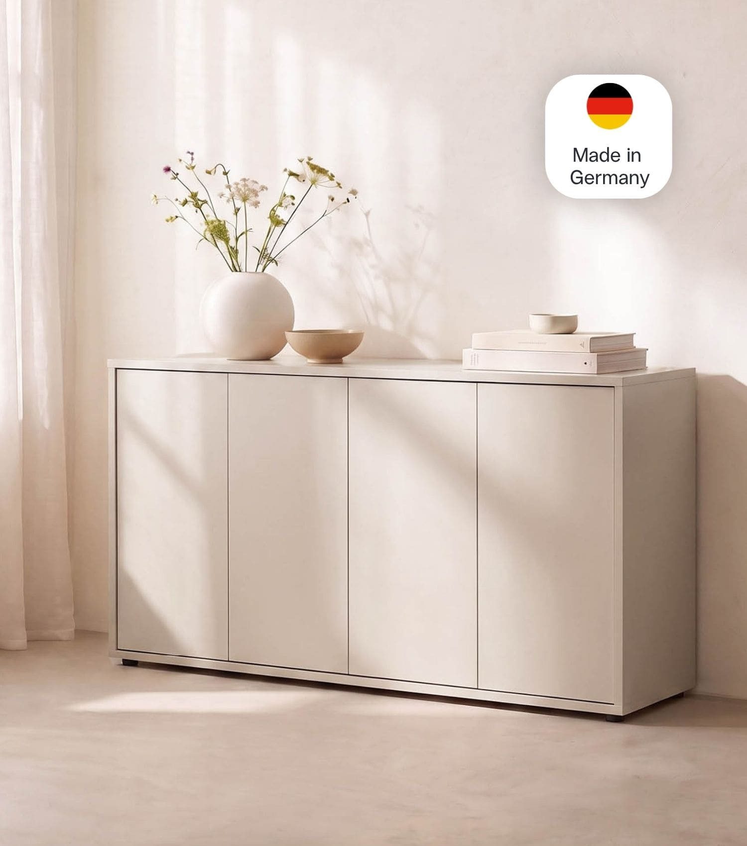 mokebo Sideboard 'Horizon' Holz Kommode Push-to-Open Türen Schrank (73x136 cm, mit Einlegeböden), Made in Germany, Kommode Beige, Beistellschrank, Anrichte in Kaschmir