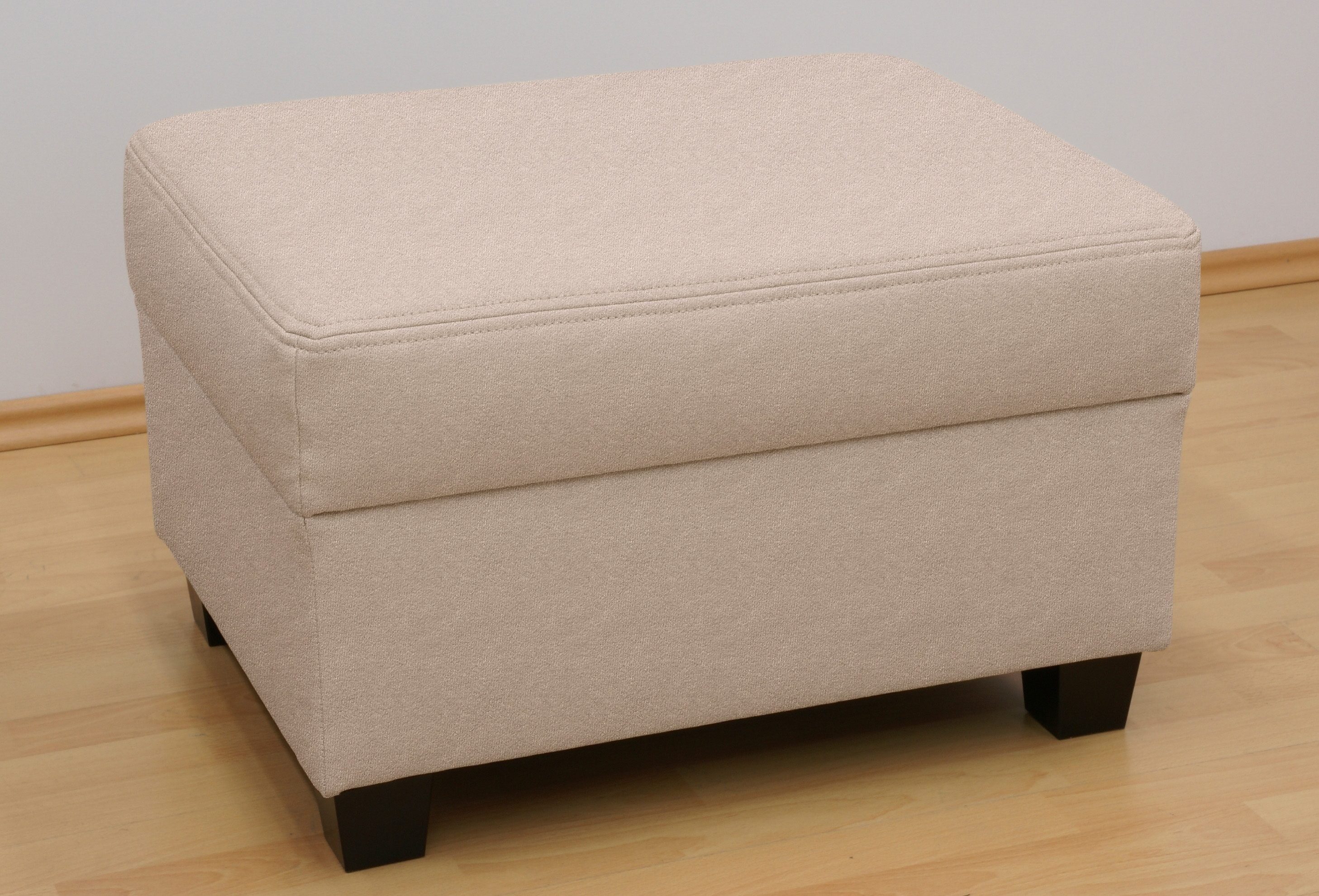 Hocker Norma