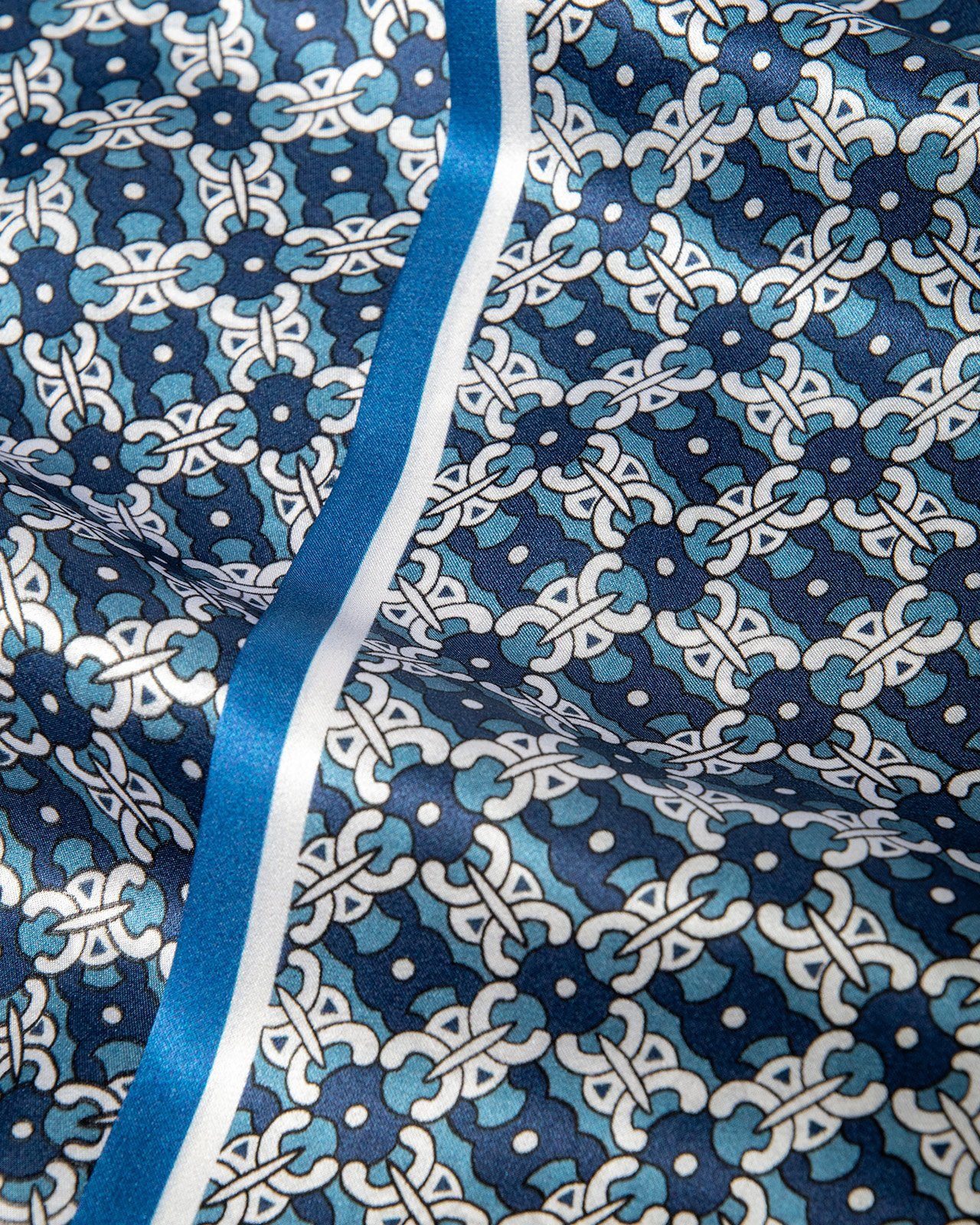 MayTree Seidenschal schmal, blau, (Stück, Sommerschal, 100% 1-St), x beiseitig Pattern Seide 145 16 cm