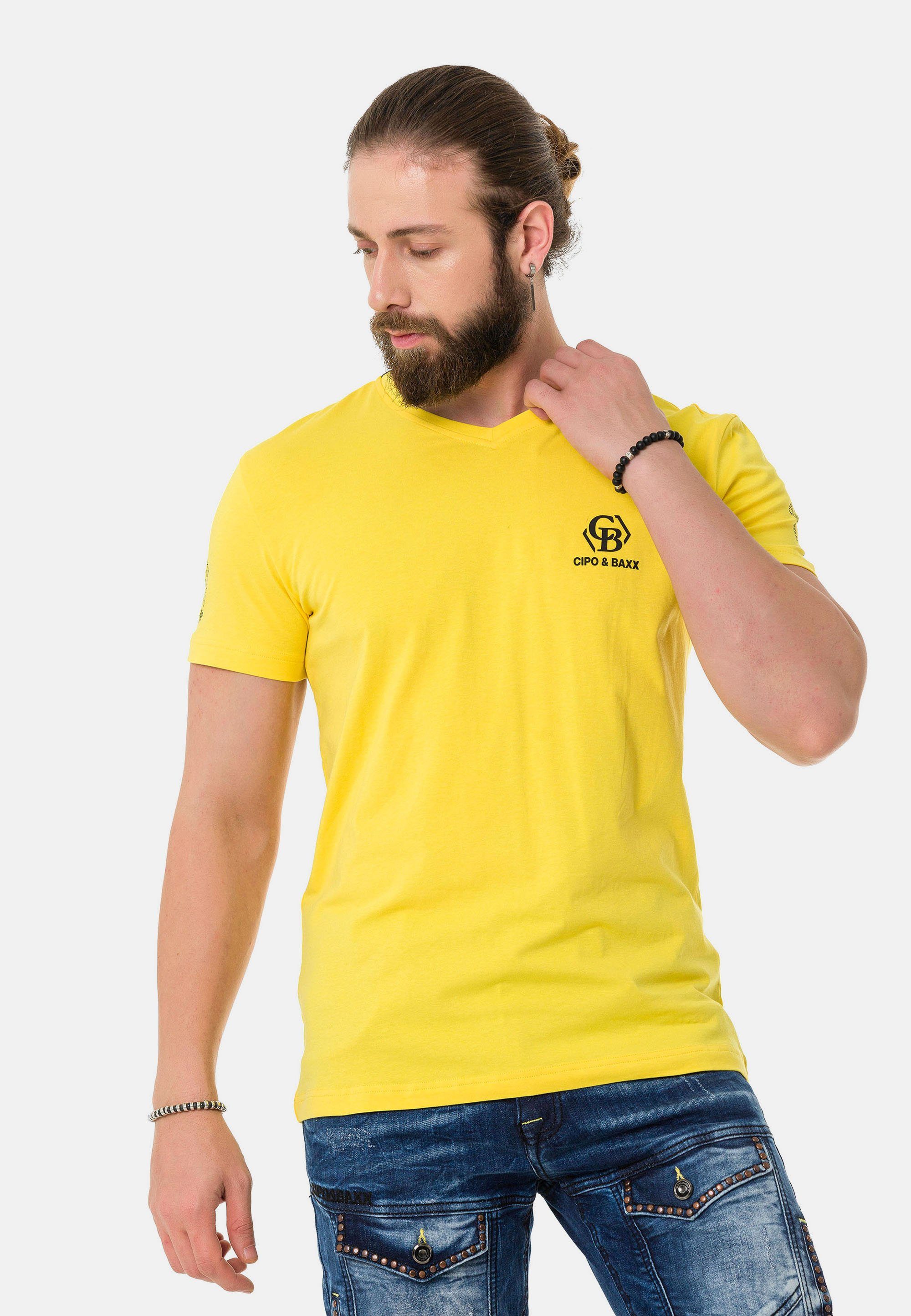 Cipo & Baxx T-Shirt mit dezenten Markenlogos gelb