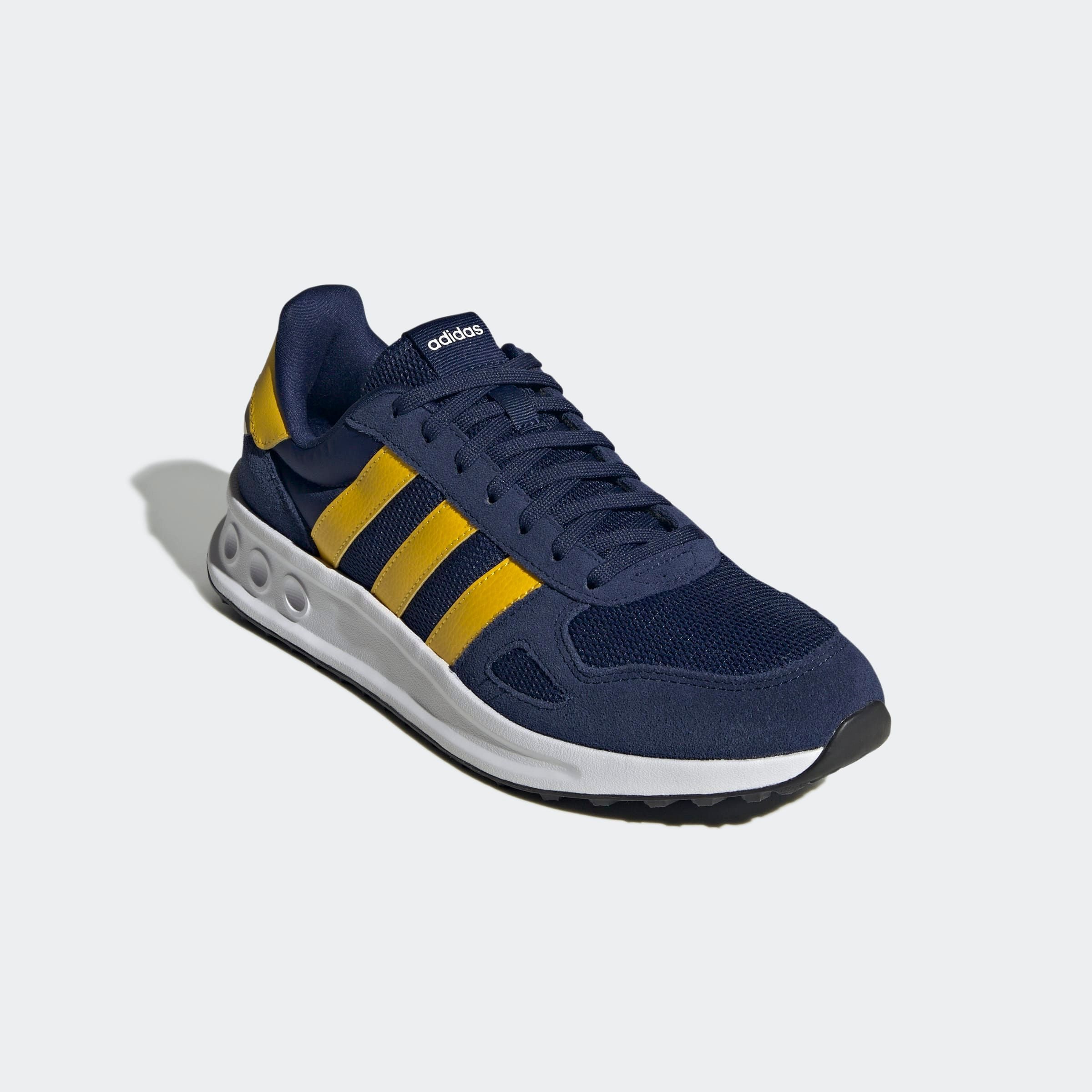 adidas Sportswear RUN 84 Sneaker inspiriert vom Design des adidas LA Traine günstig online kaufen