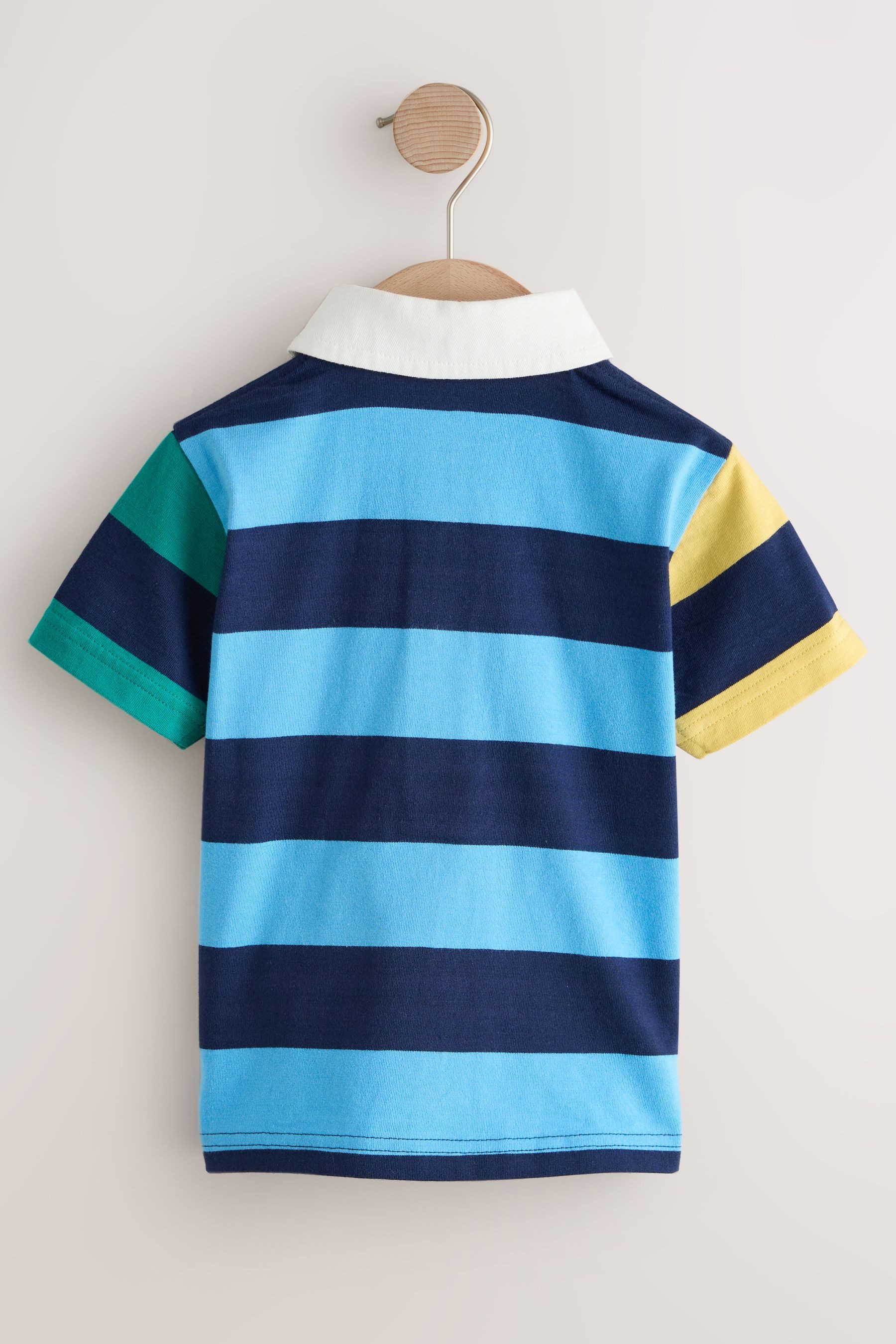 Next Poloshirt Kurzärmeliges Polo-Shirt mit Rugbystreifen (1-tlg)