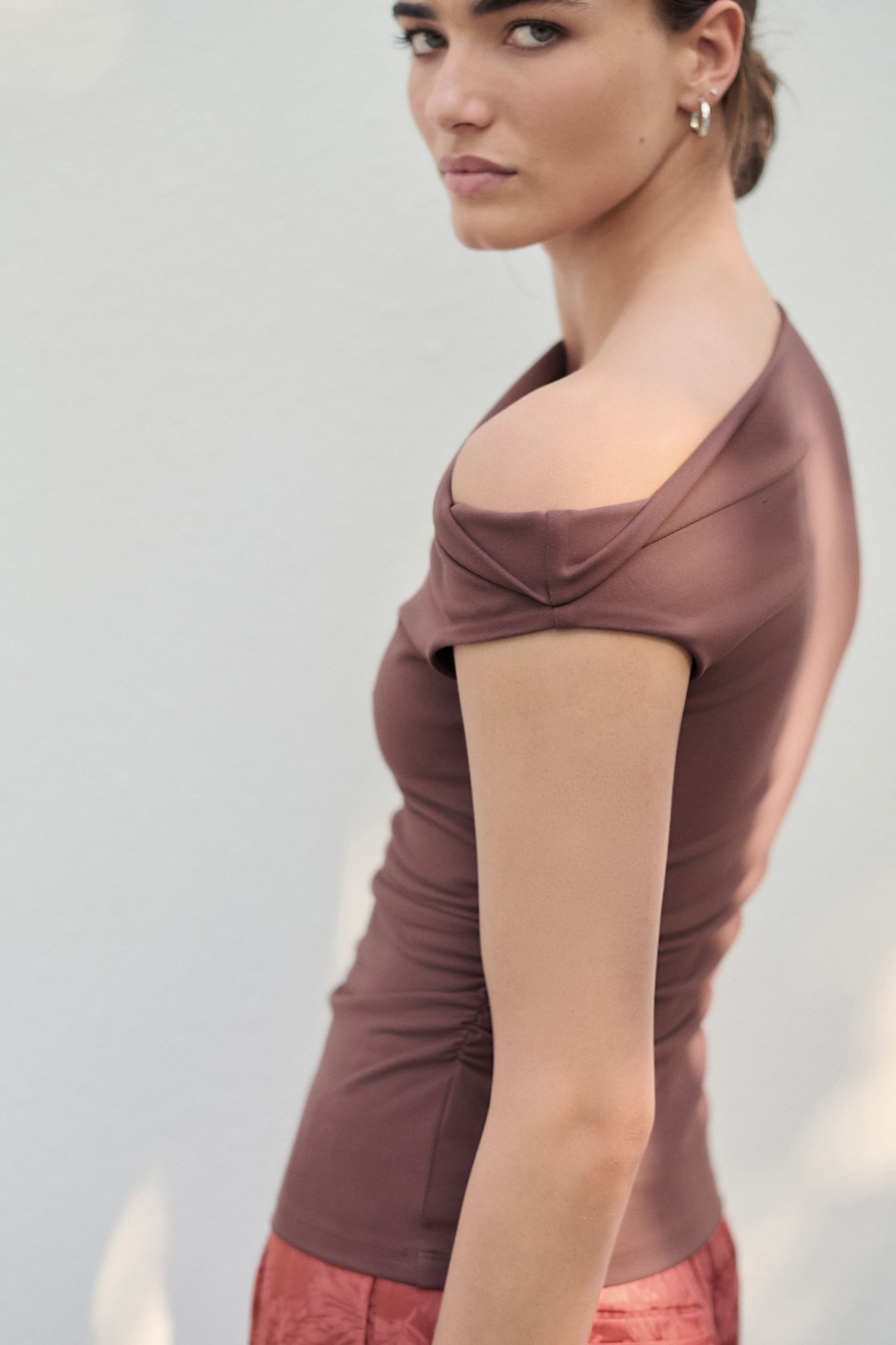 Next One-Shoulder-Top Ärmelloses Top mit asymmetrischer günstig online kaufen