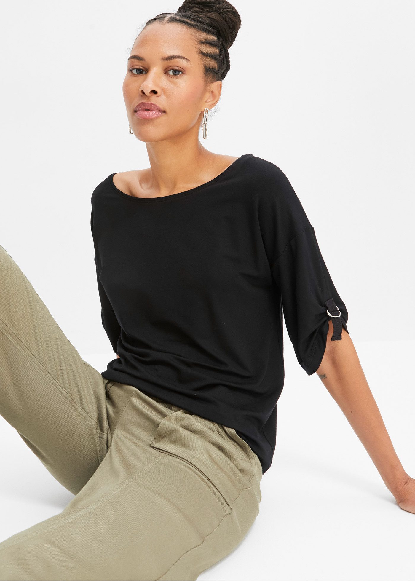 bonprix T-Shirt lockere Passform, Halbarm mit Deko-Detail