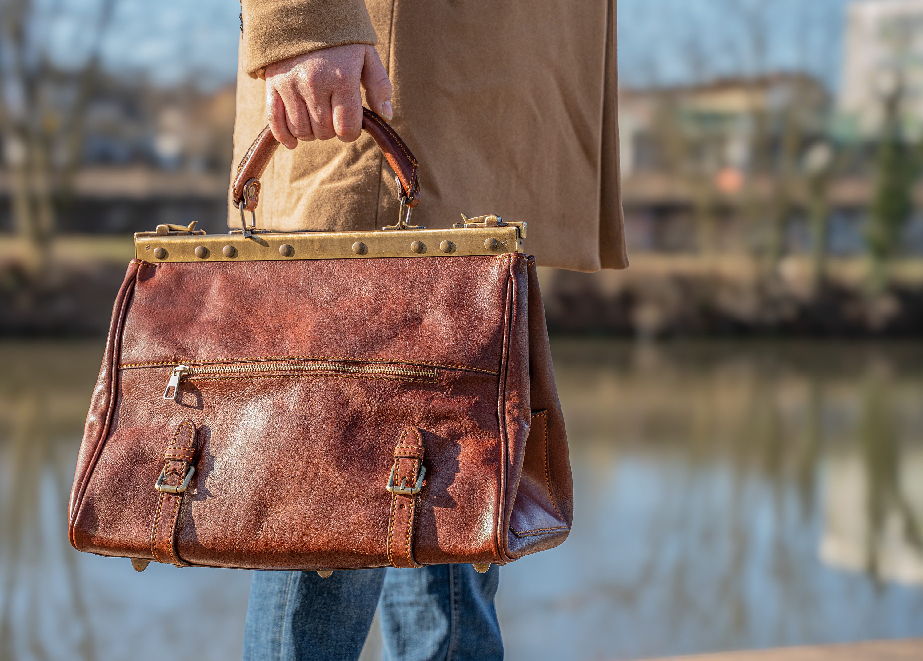 bupell Arzttasche Michele, Hebammentasche Doktortasche aus pflanzlich gegerbtem Leder
