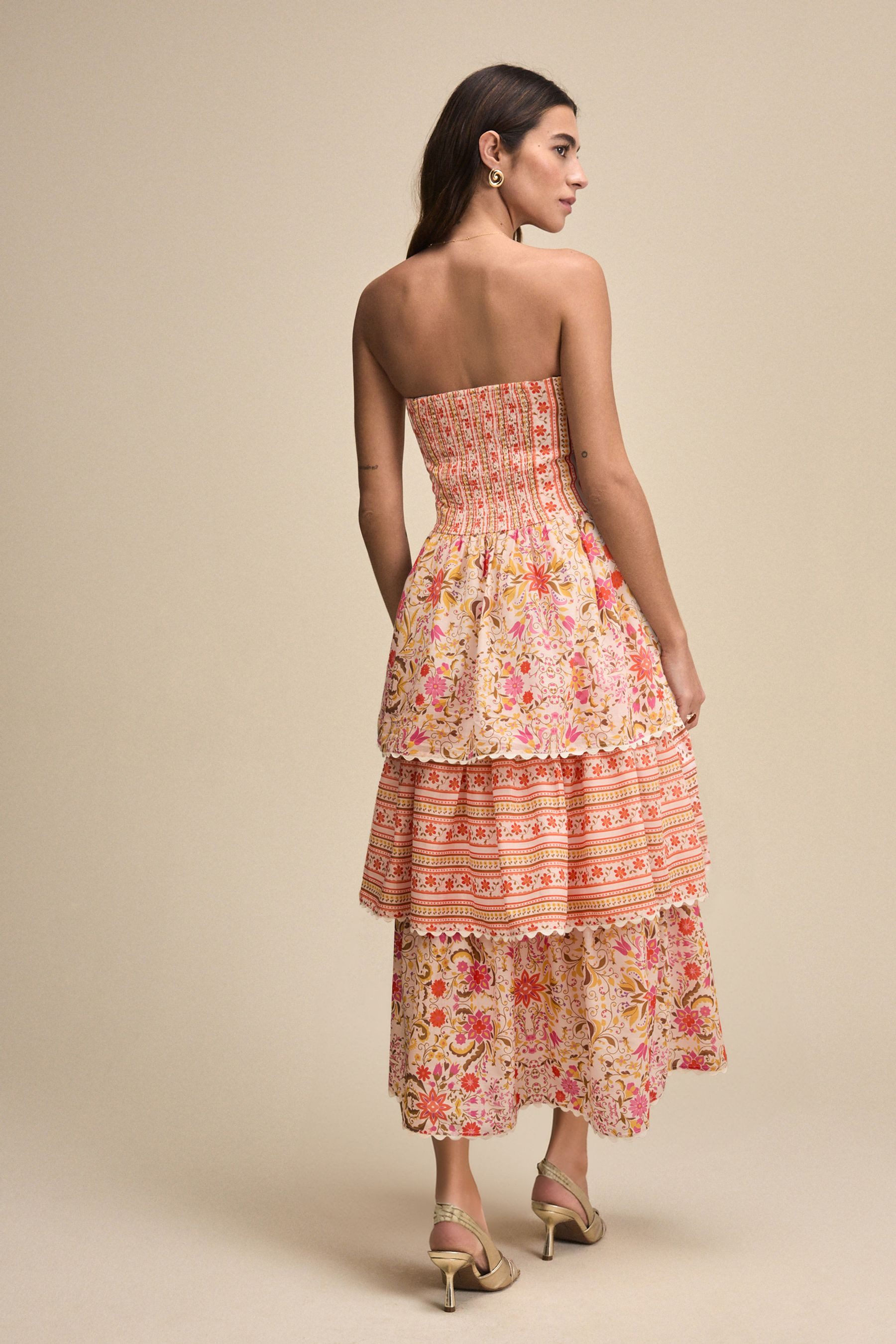 Next Bandeaukleid Elegantes gestuftes Bandeau-Maxikleid mit günstig online kaufen