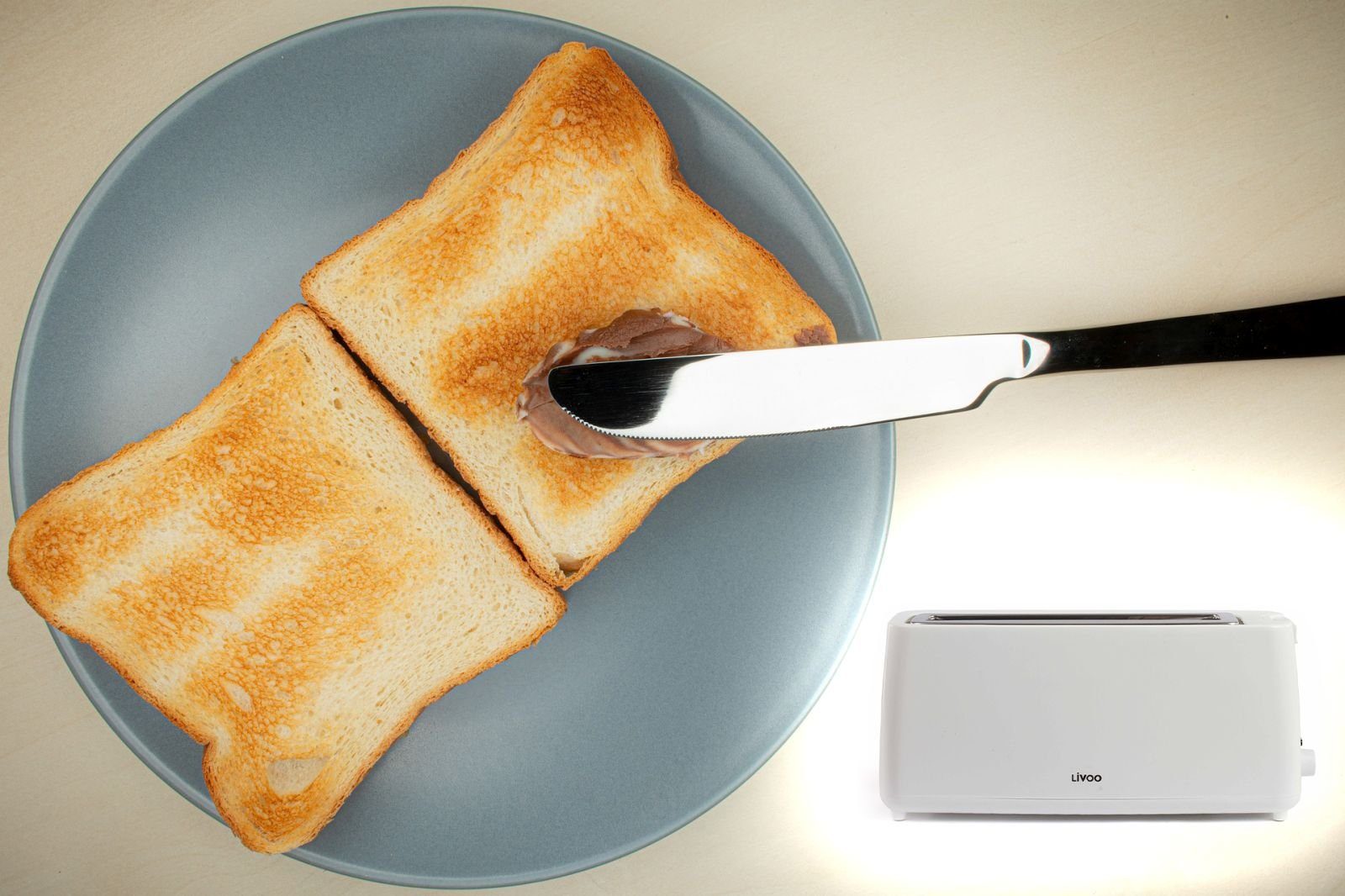 LIVOO Toaster LIVOO Toaster 2 Scheiben Weiß Langschlitz Langschlitztoaster DOD168W