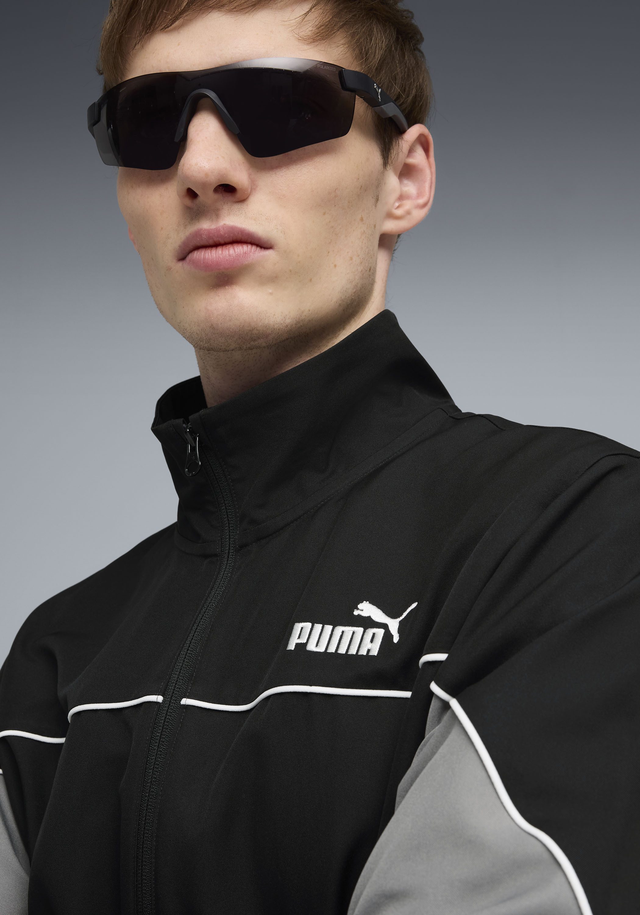 PUMA Jogginganzug WOVEN COLORBLOCK SUIT (2-tlg), Jacke mit hohem Kragen und elastischen Bündchen, Hose mit Kordelzug