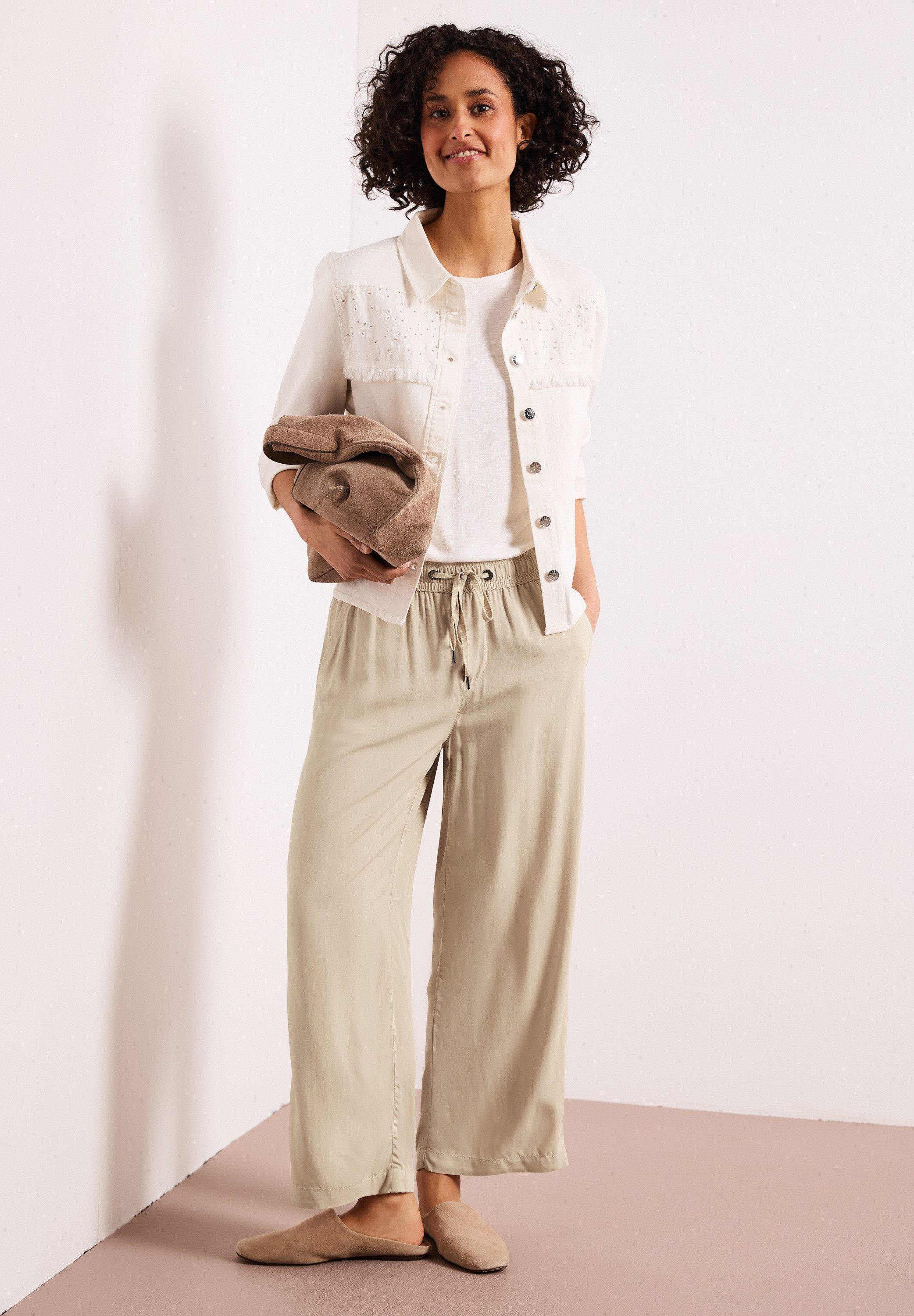 STREET ONE Stoffhose Style Emee 3/4-Sommerhose mit elastischem Bund und Tunnelzug – Bild 5 von 5