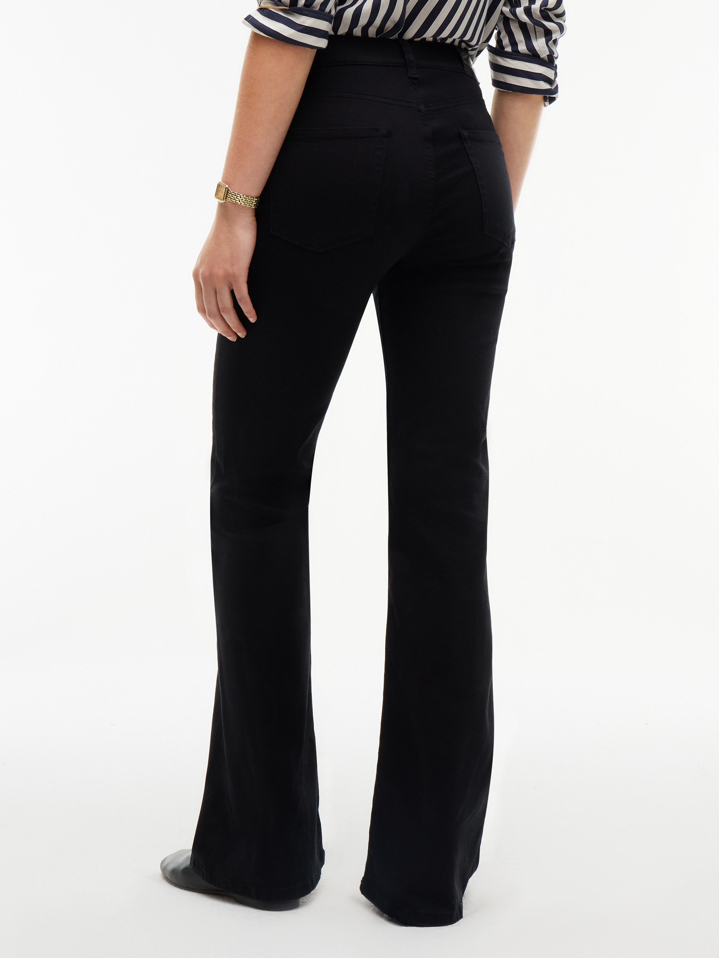 Tommy Hilfiger Bootcut-Jeans LUNA MID RISE FLARE STAY BLACK Baumwollmischung, in ausgestellter Form, mid waist