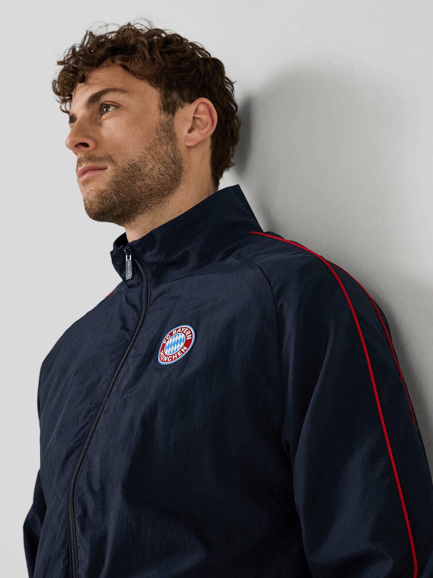 FC Bayern München Windbreaker FC Bayern München, Windbreaker Essentials, Herren, Navy