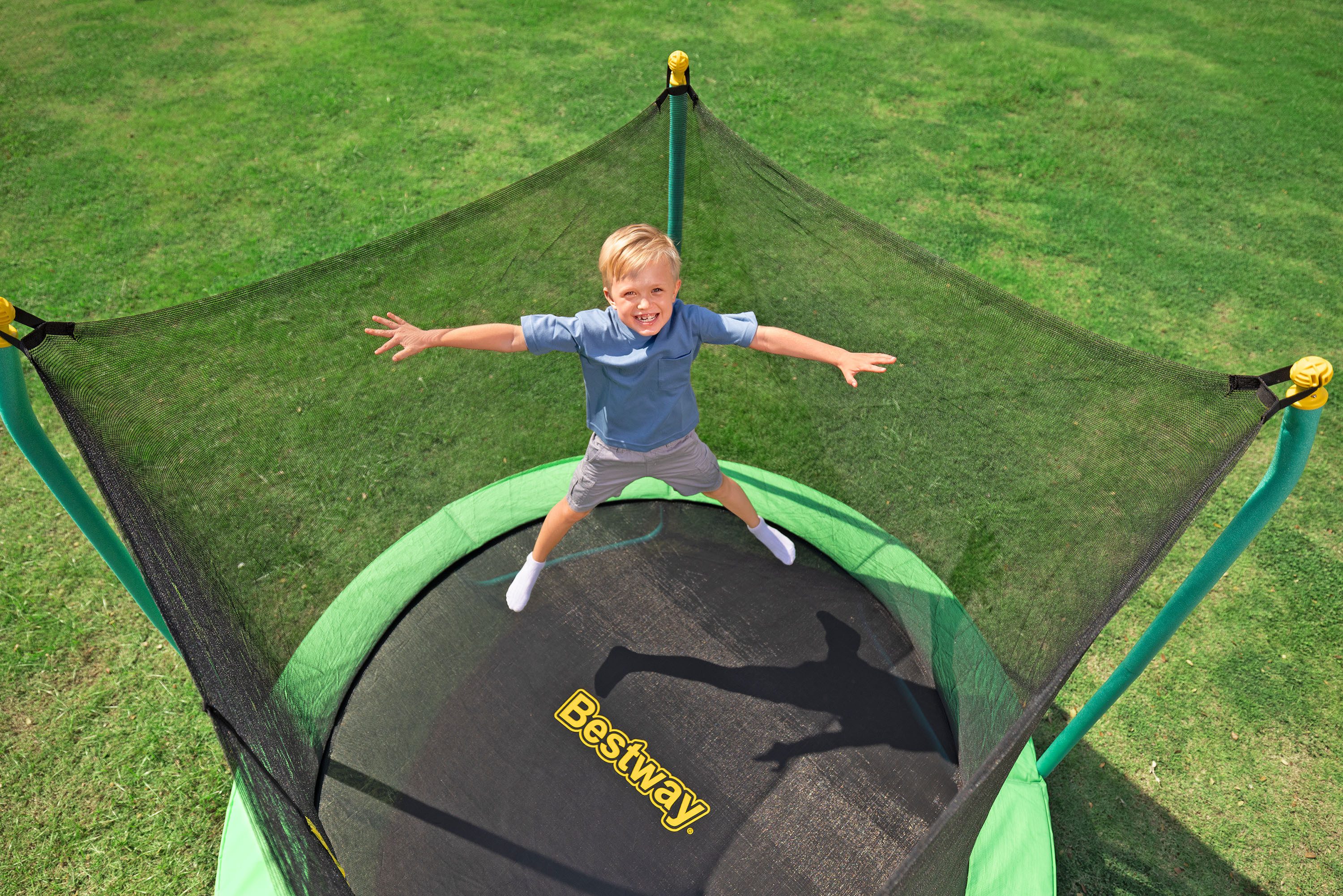 Bestway Gartentrampolin Xtreme Air™ Ø 244 x 220 cm, (Packung, Maximale Belastbarkeit: 80 kg), Einfacher Aufbau mit Federstift- und Bolzenverbindungen