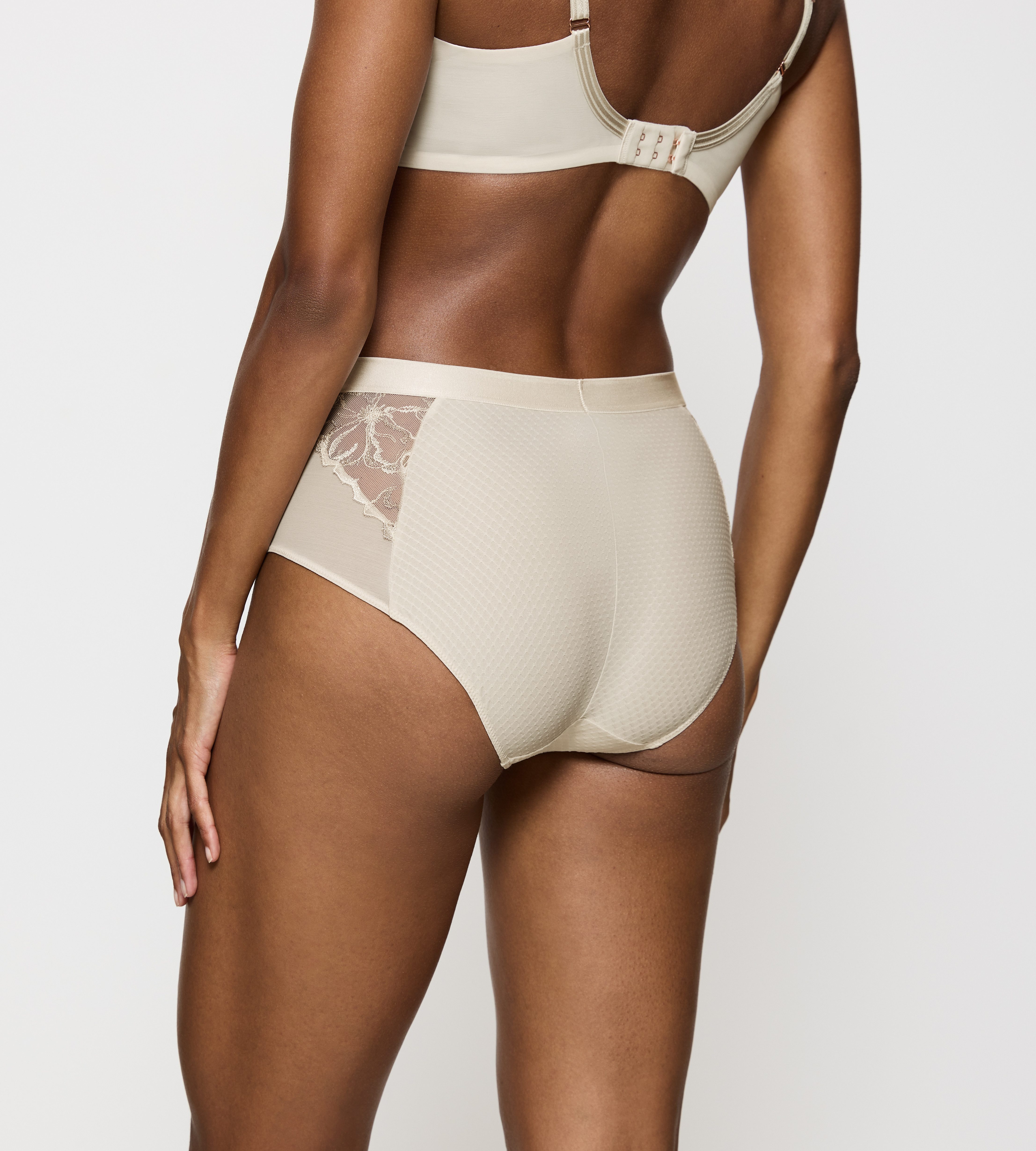 Triumph Maxislip Wild Azalea Florale Spitze, hochgeschnitten, Satin-Einfassung, elastisch