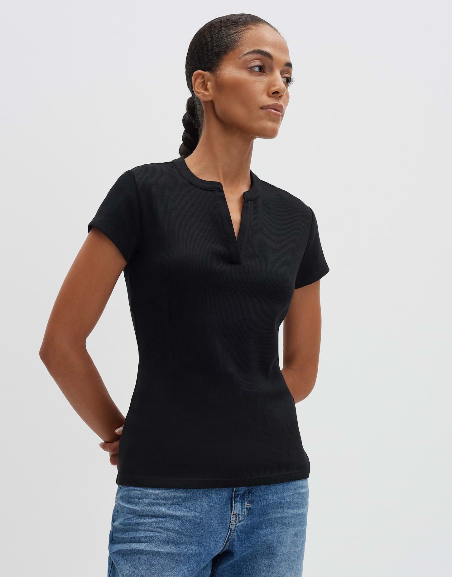 someday Kurzarmshirt Geripptes Shirt KLEOH DETAIL mit V-Ausschnitt günstig online kaufen