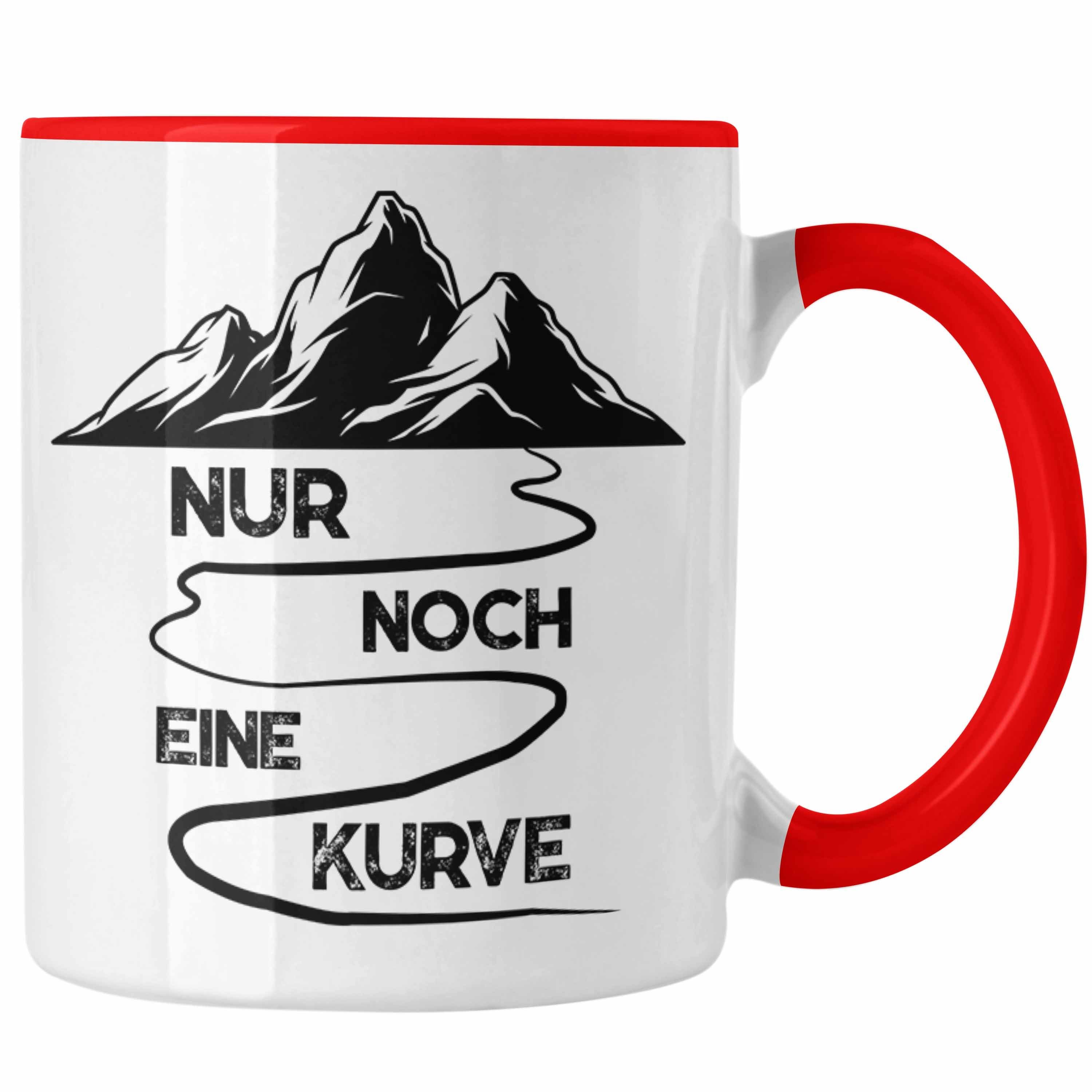 Trendation Tasse Trendation - Wandern Tasse Geschenk Wanderer Nur Noch Eine Kurve Geschenkidee Berge Alpen Geschenke Rot
