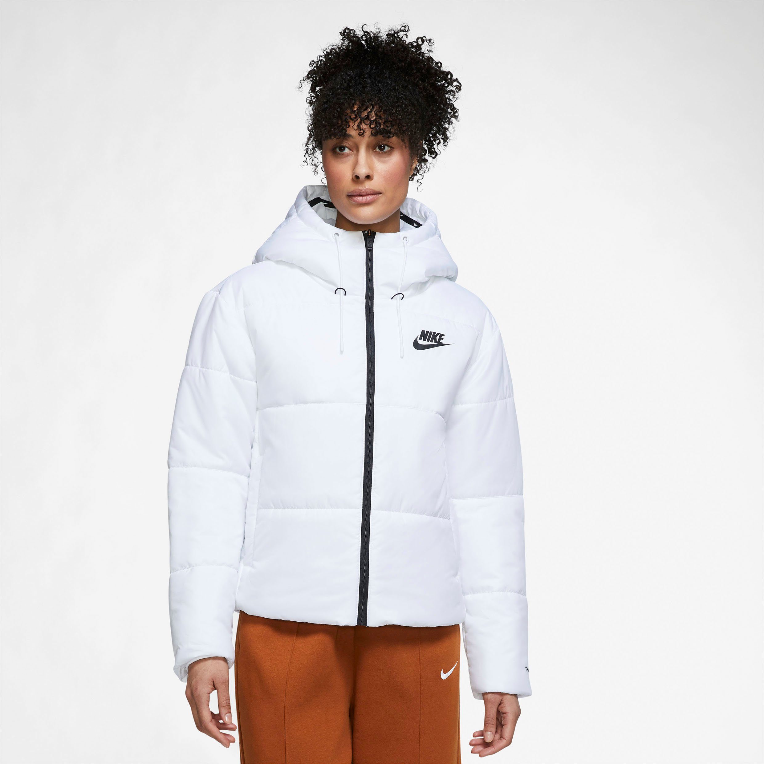 Nike Sportswear Steppjacke THERMA-FIT REPEL SERIES weiß CLASSIC WOMANS JACKET