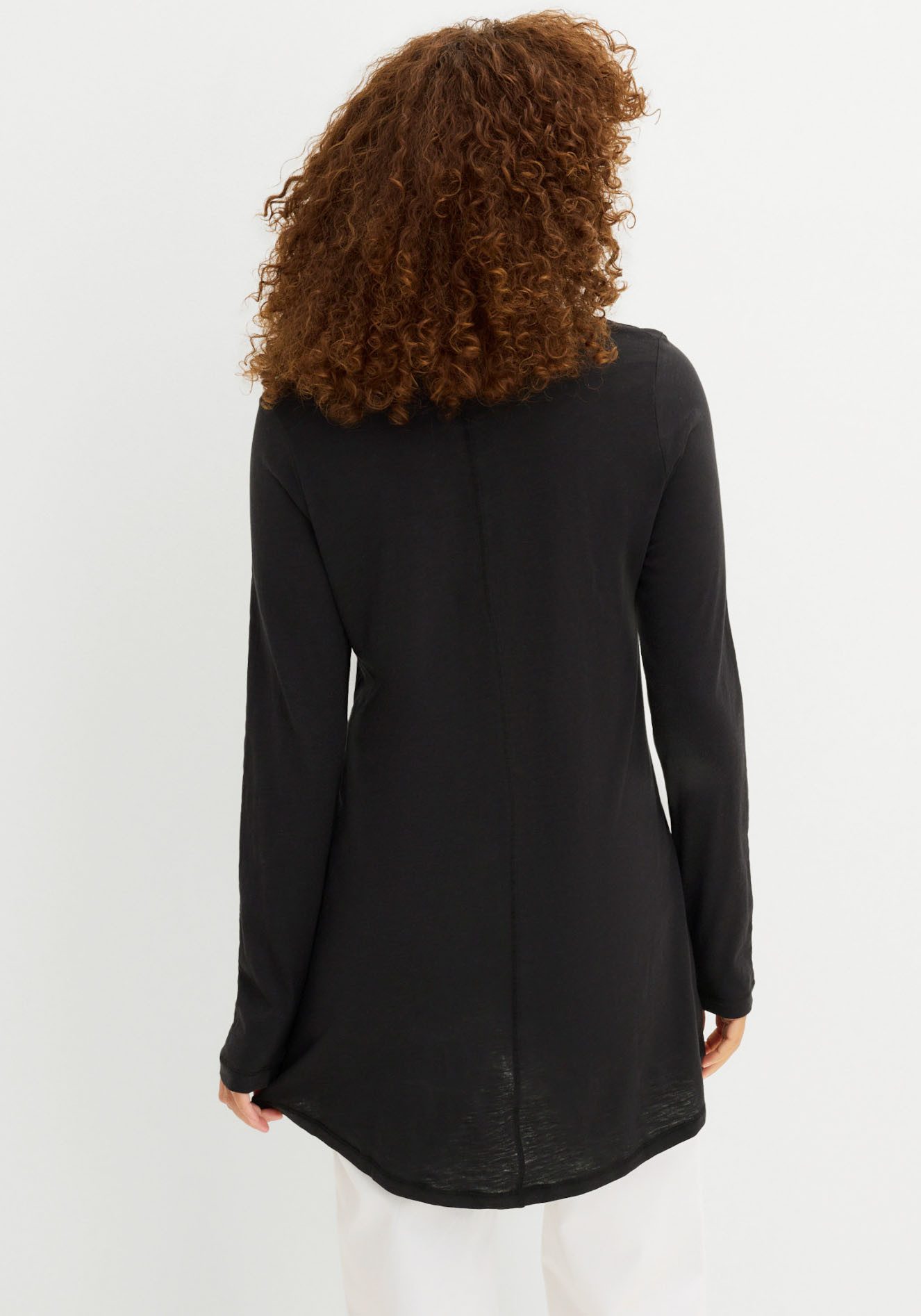 bonprix Langarmshirt lockere Passform, Langarm-Design, abgerundeter Saum, aus Baumwolle