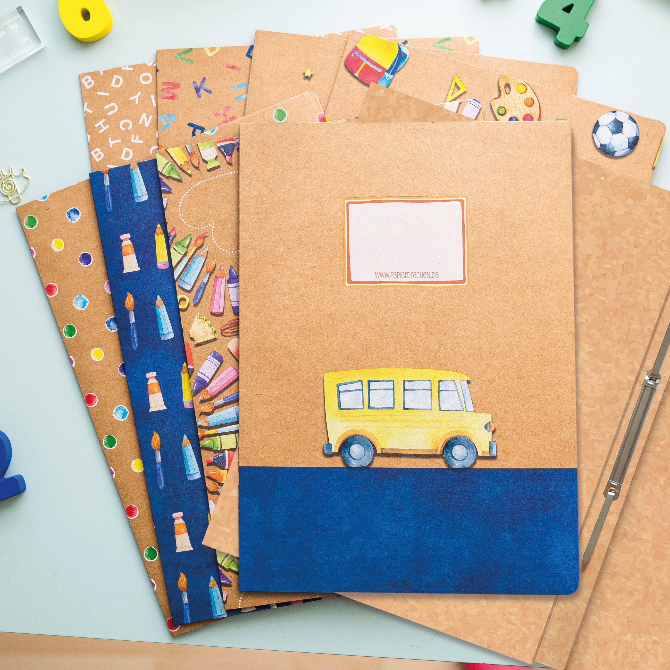 PAPIERDRACHEN Schulheft 8 Schnellhefter aus Karton – DIN A4 – tolles Designs