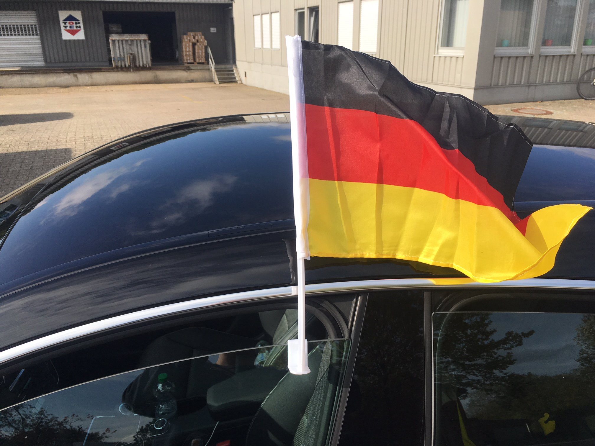 Hebgen Trading Fahne Autoflagge Deutschland für Auto 45x30cm